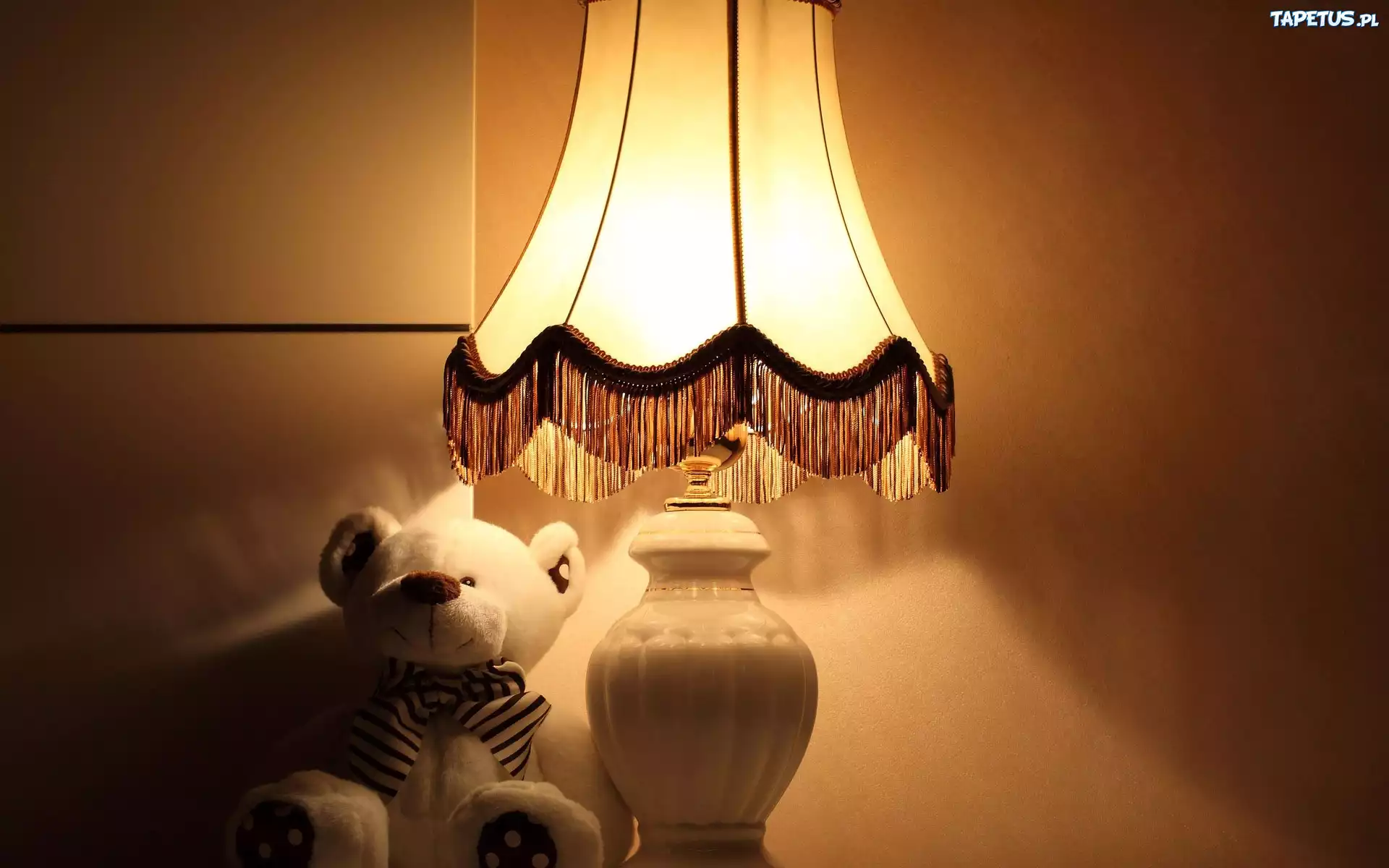 Lampa, Miś