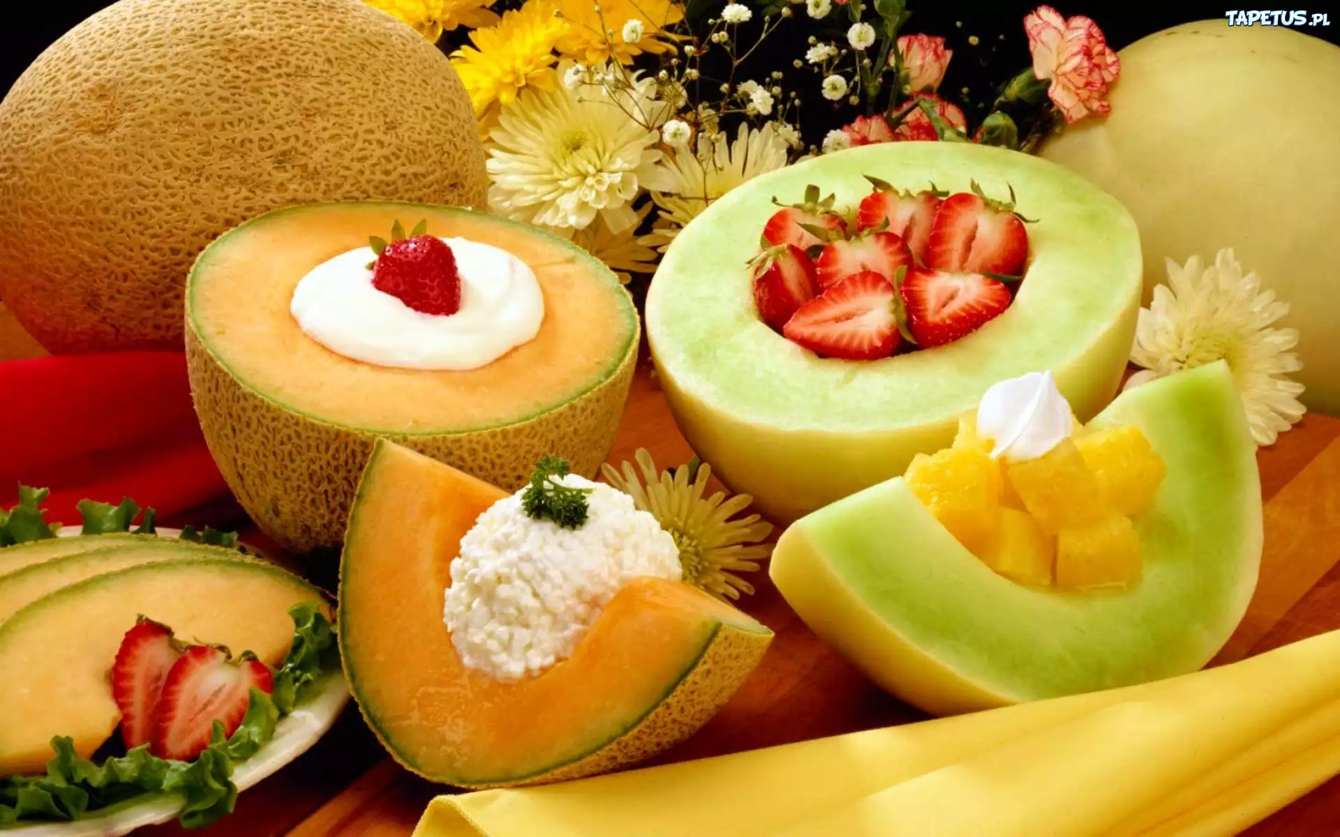 Melon, Truskawki, Ananas, Kwiatki