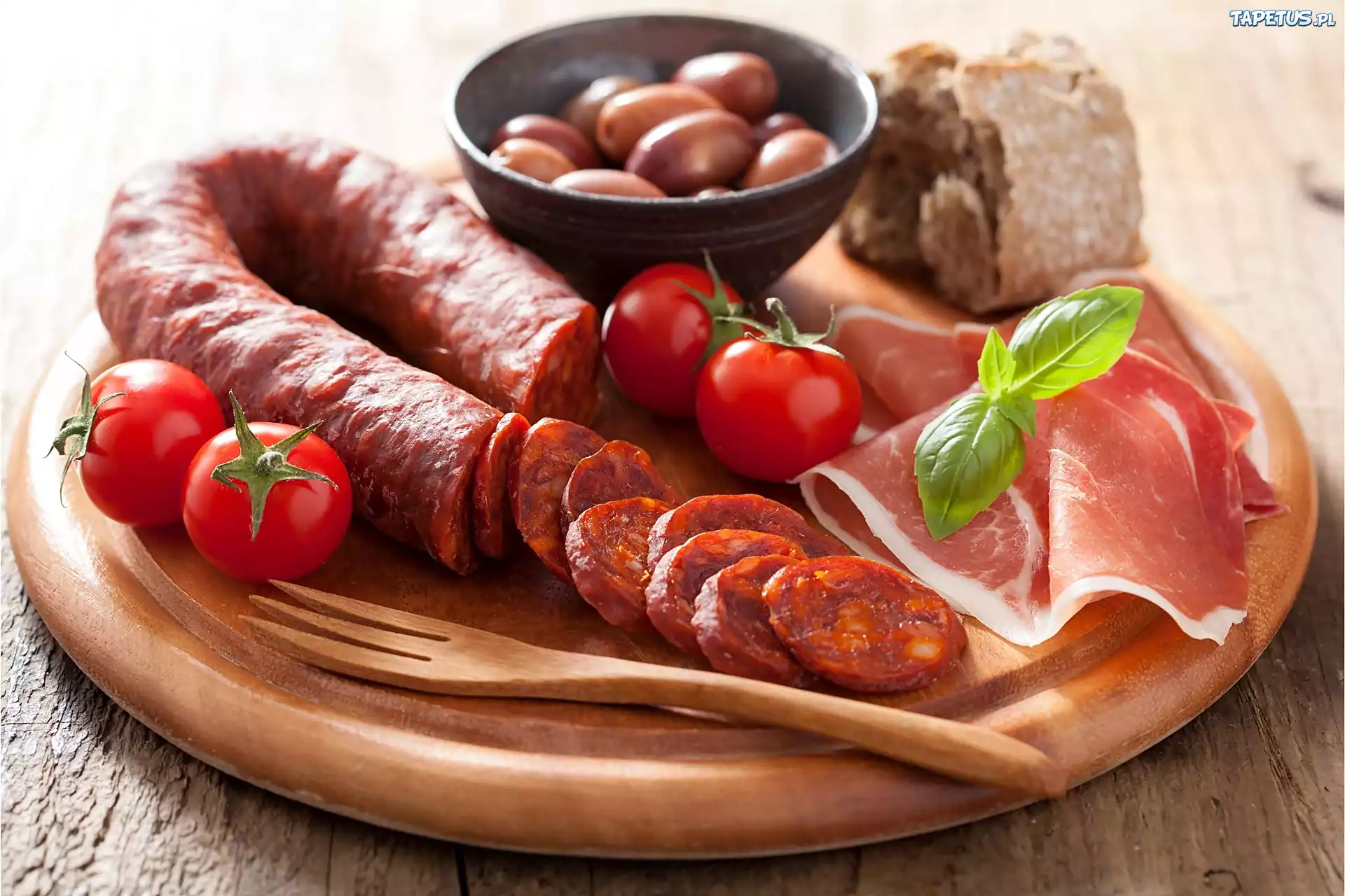 Mięso, Wędliny, Kiełbasa, Kompozycja