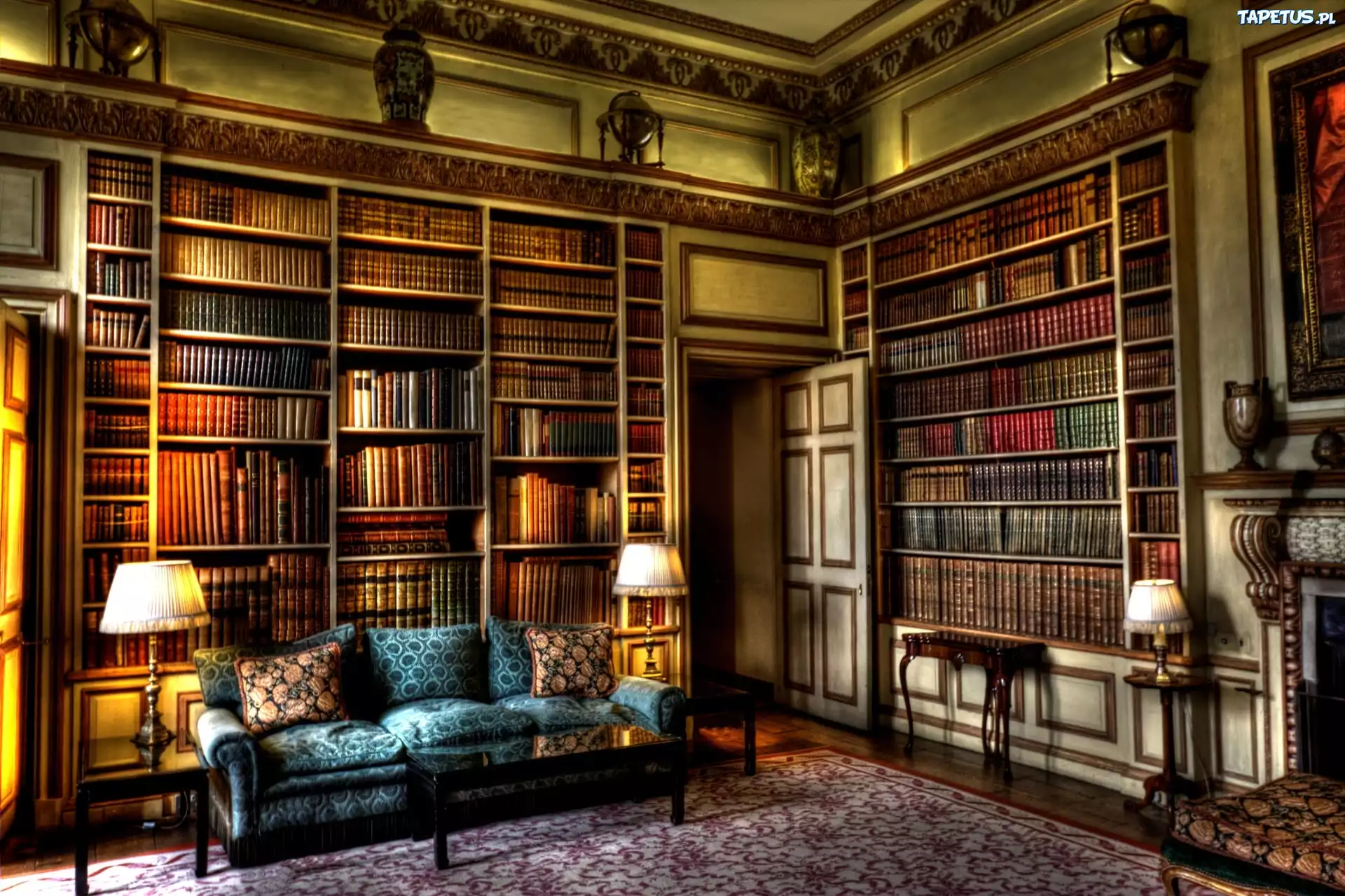 Biblioteka, Sofa