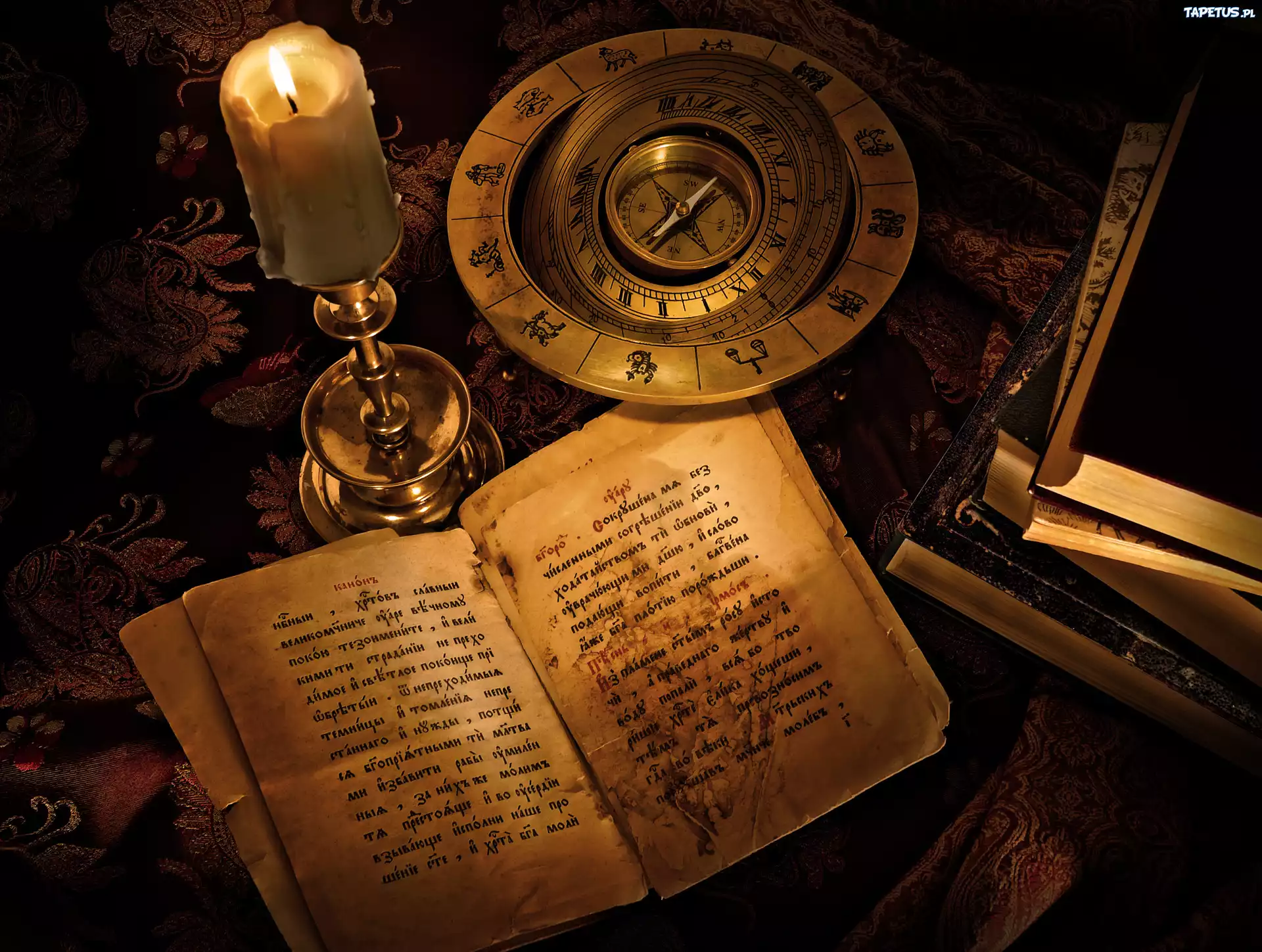 Świeca, Książki, Kompas, Znaki Zodiaku