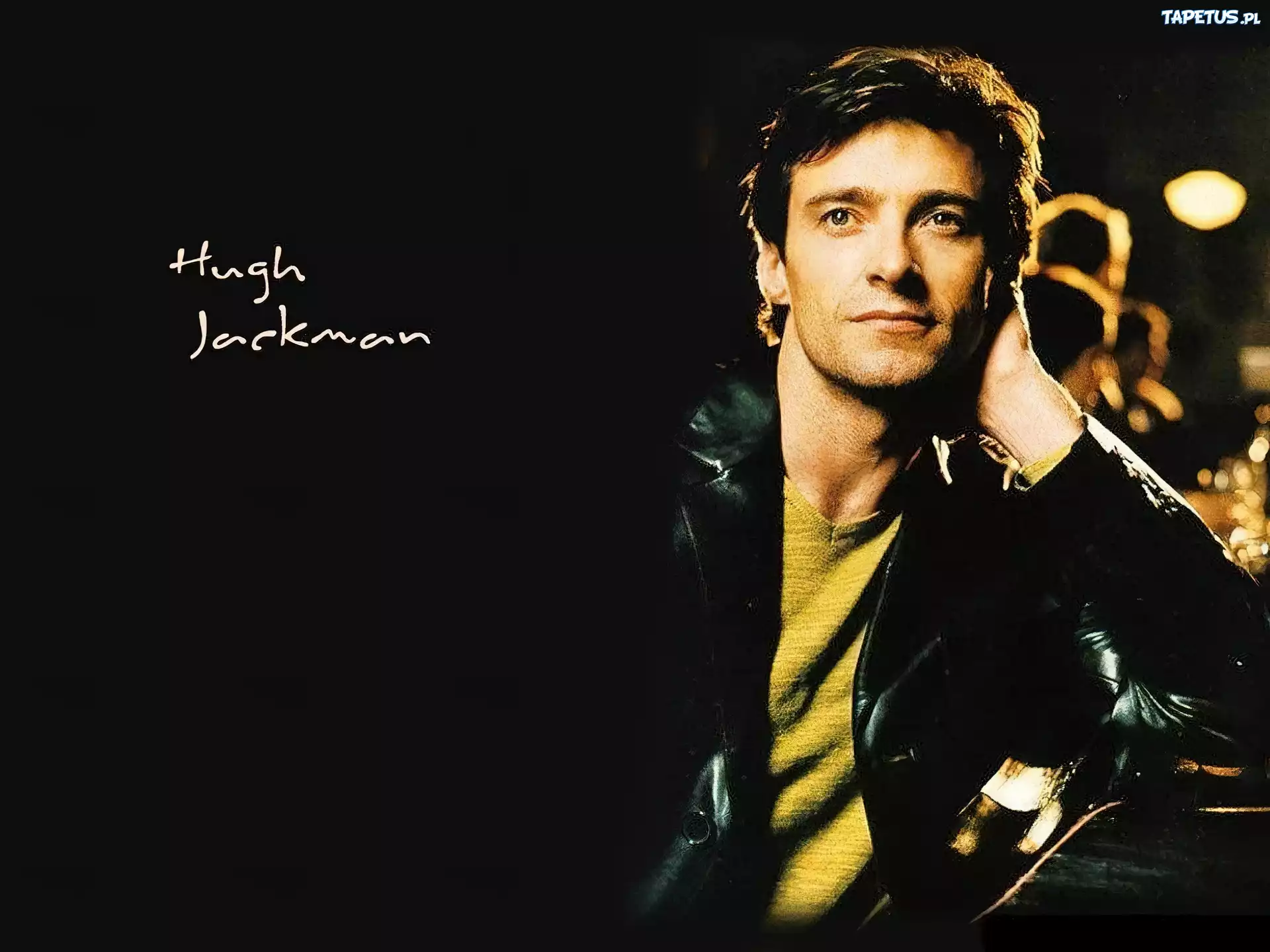Hugh Jackman,czarna kurtka