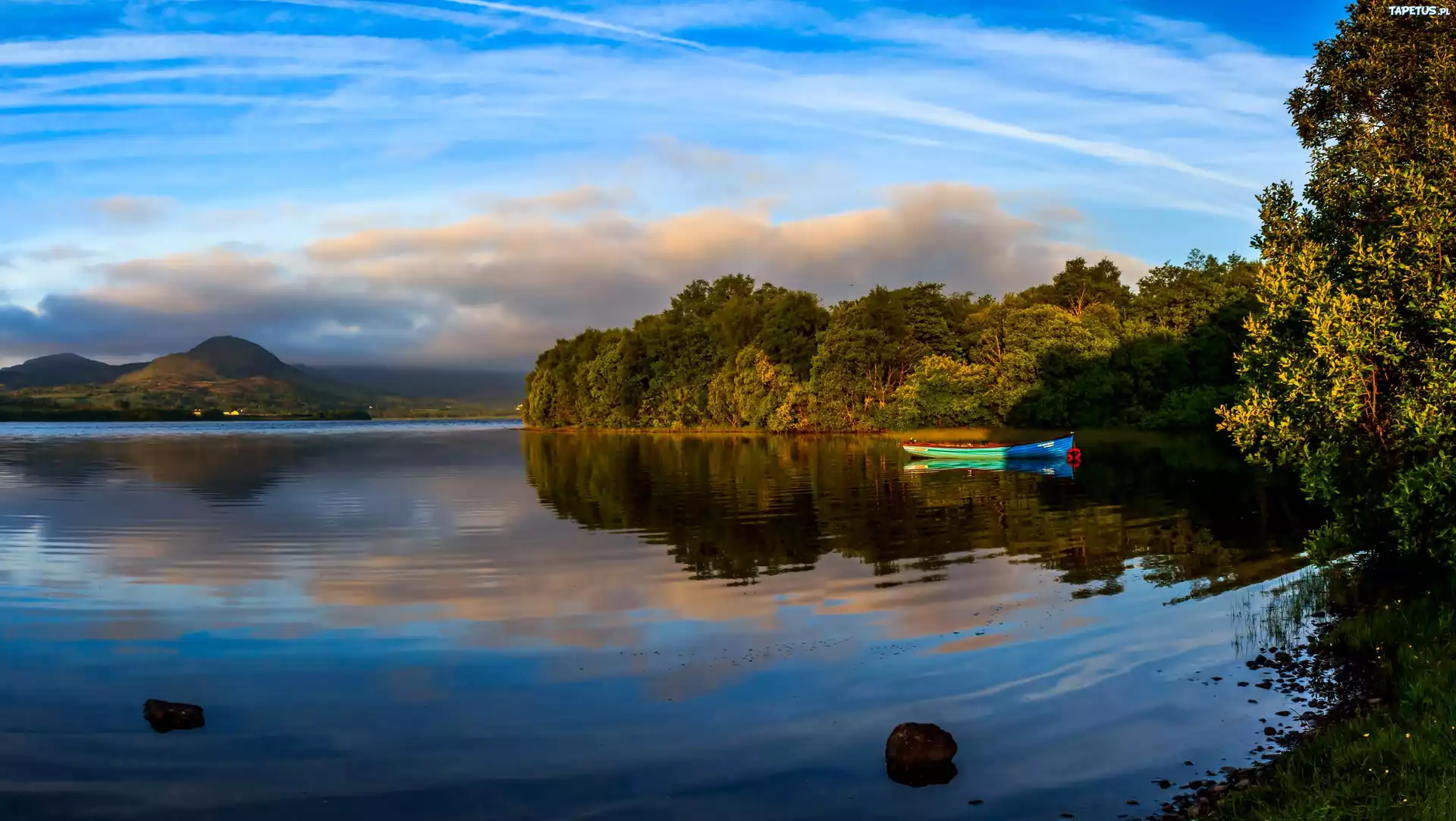 Jezioro, Łódka, Lasy, Góry, Mayo, Irlandia