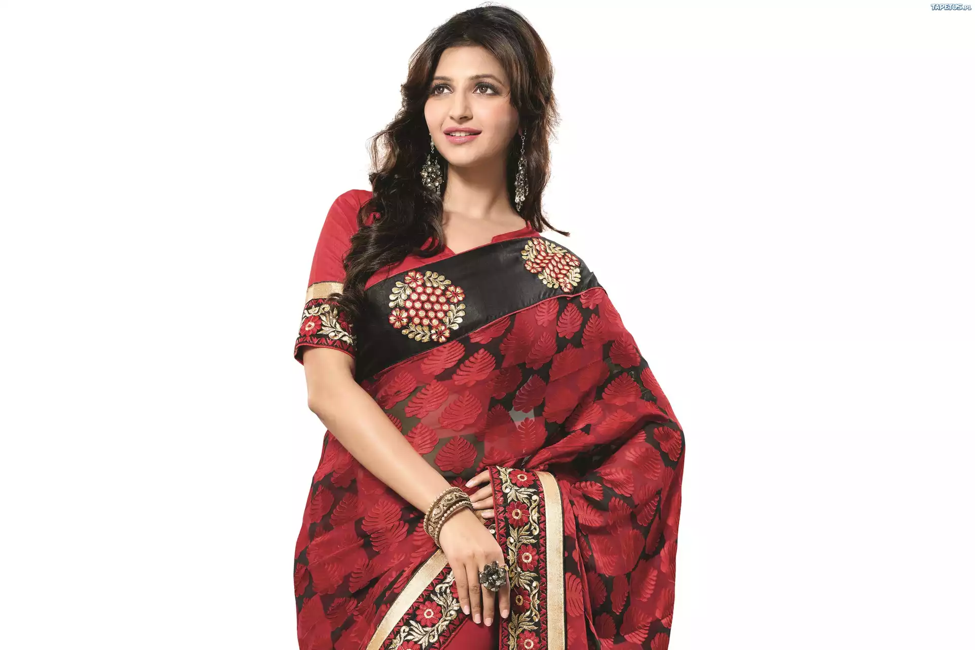 Kobieta, Sari