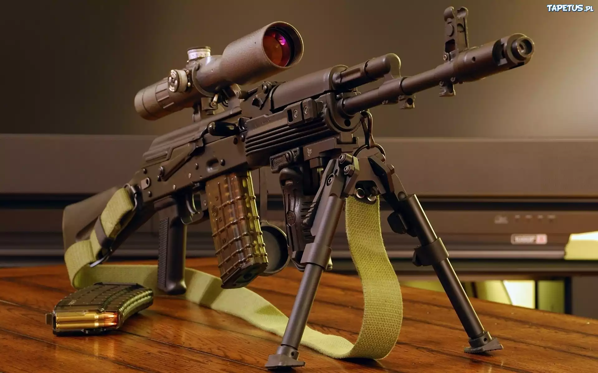 Karabin, AK-47, Magazynek, Stół, Luneta