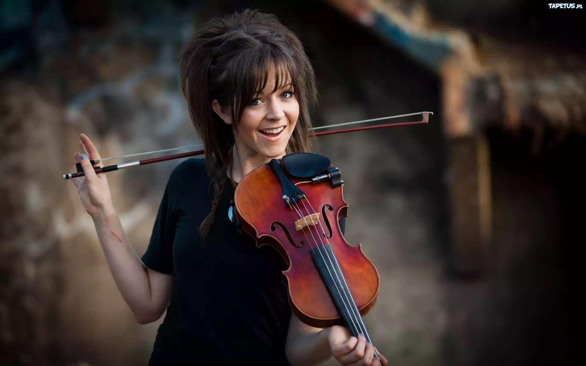 Kobieta, Uśmiechnięta, Skrzypce, Lindsey, Stirling