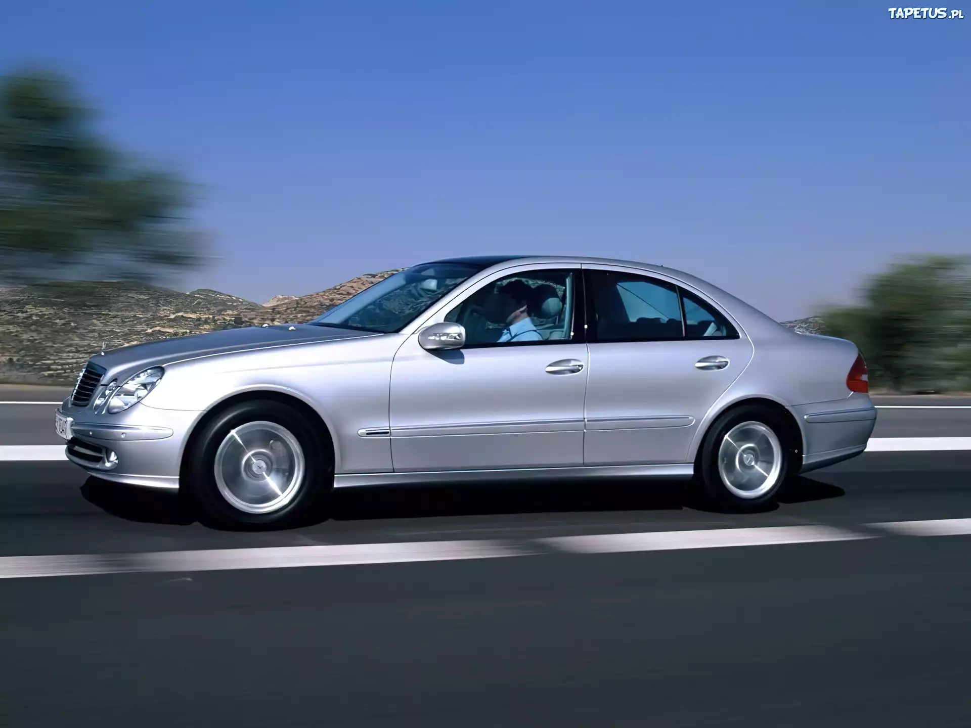 E-clas, Sedan