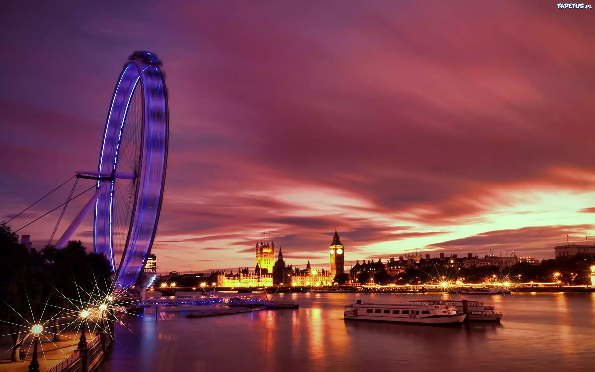 Evening Light Falls on the London Eye and County Hall, London, England без смс