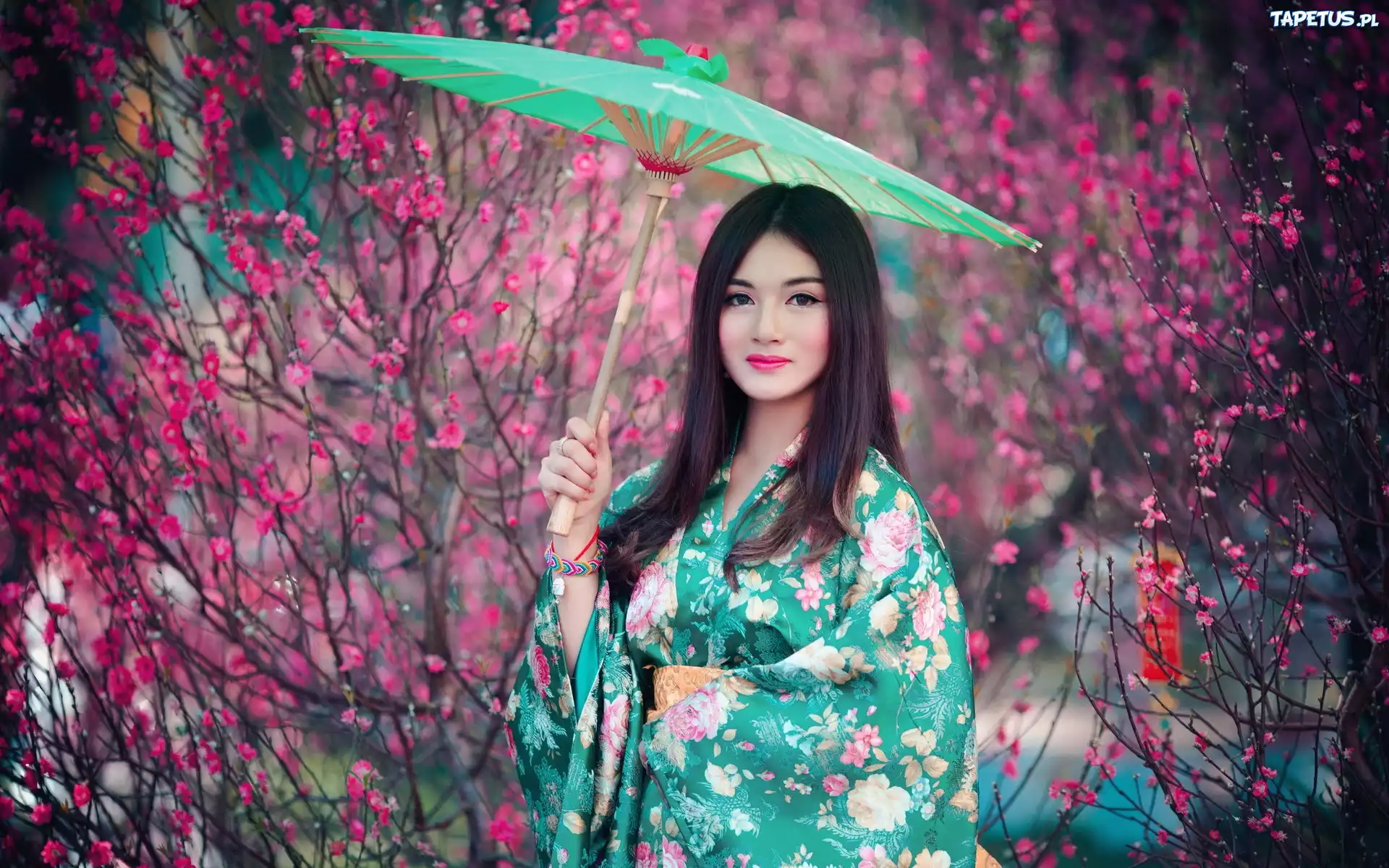 Brunetka, Kobieta, Makijaż, Kimono, Parasol, Kwiaty