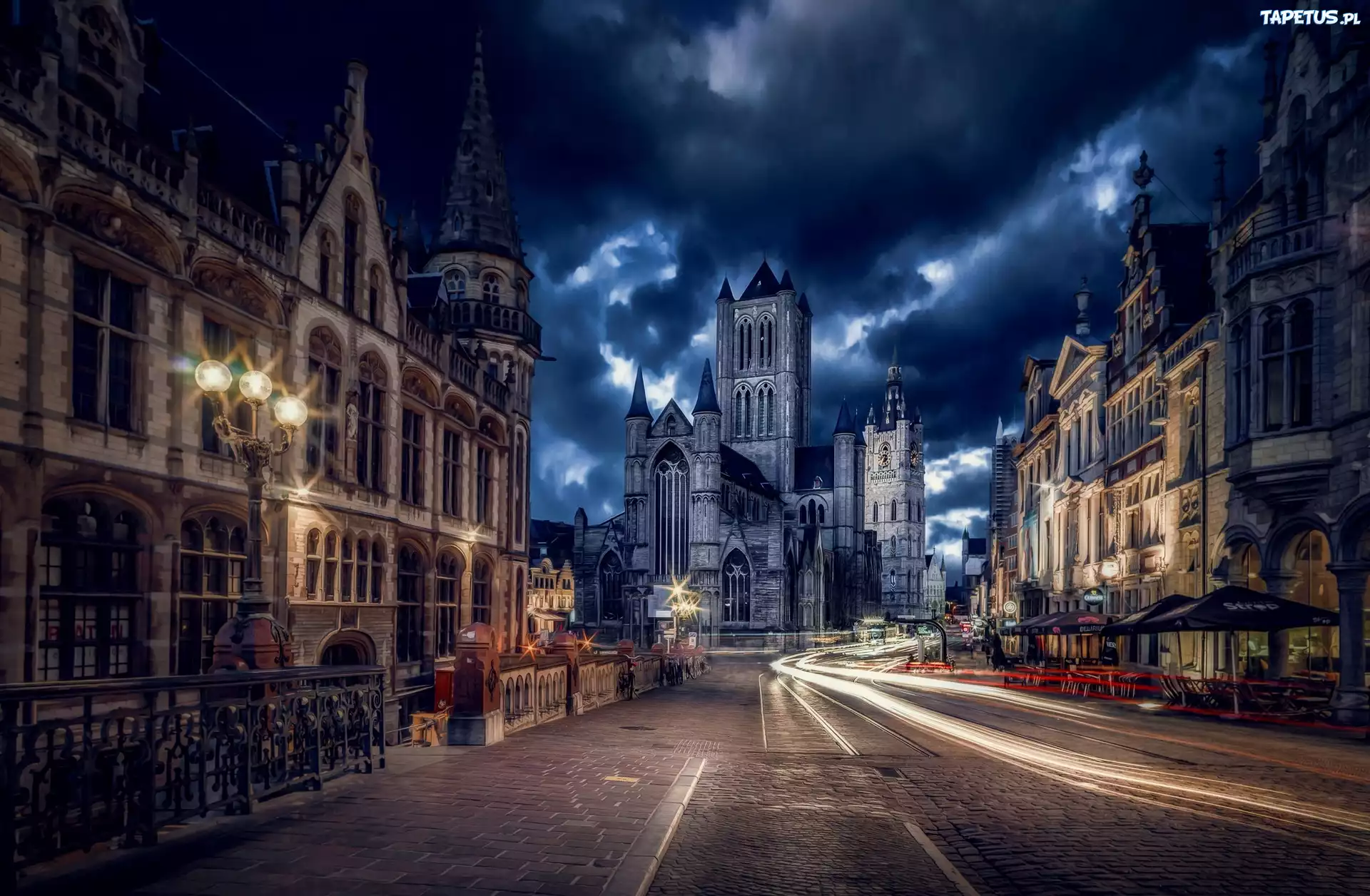 Miasto Nocą, Ulica, Budynki, Belgia