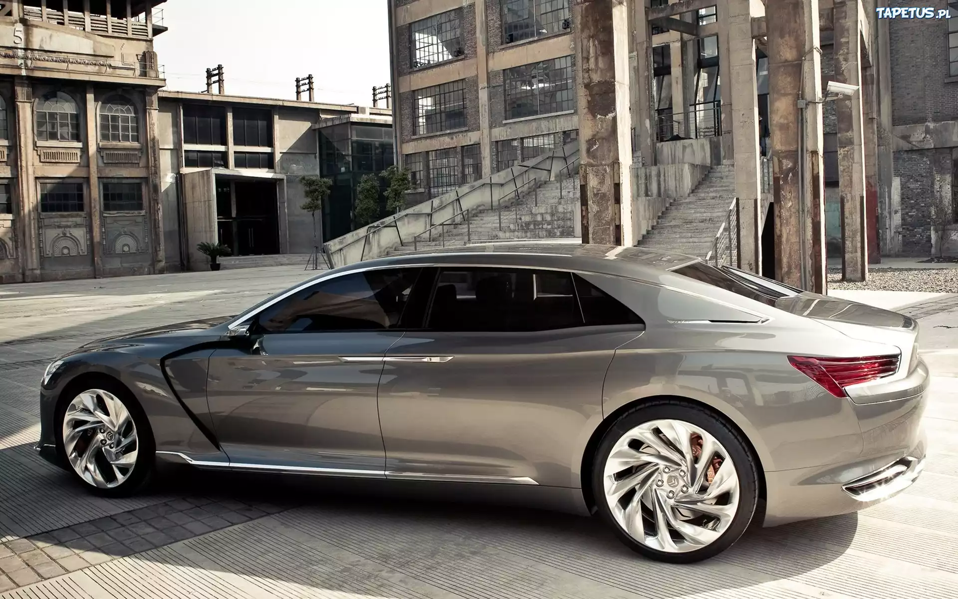 Citroen, DS9, Opuszczone, Budynki