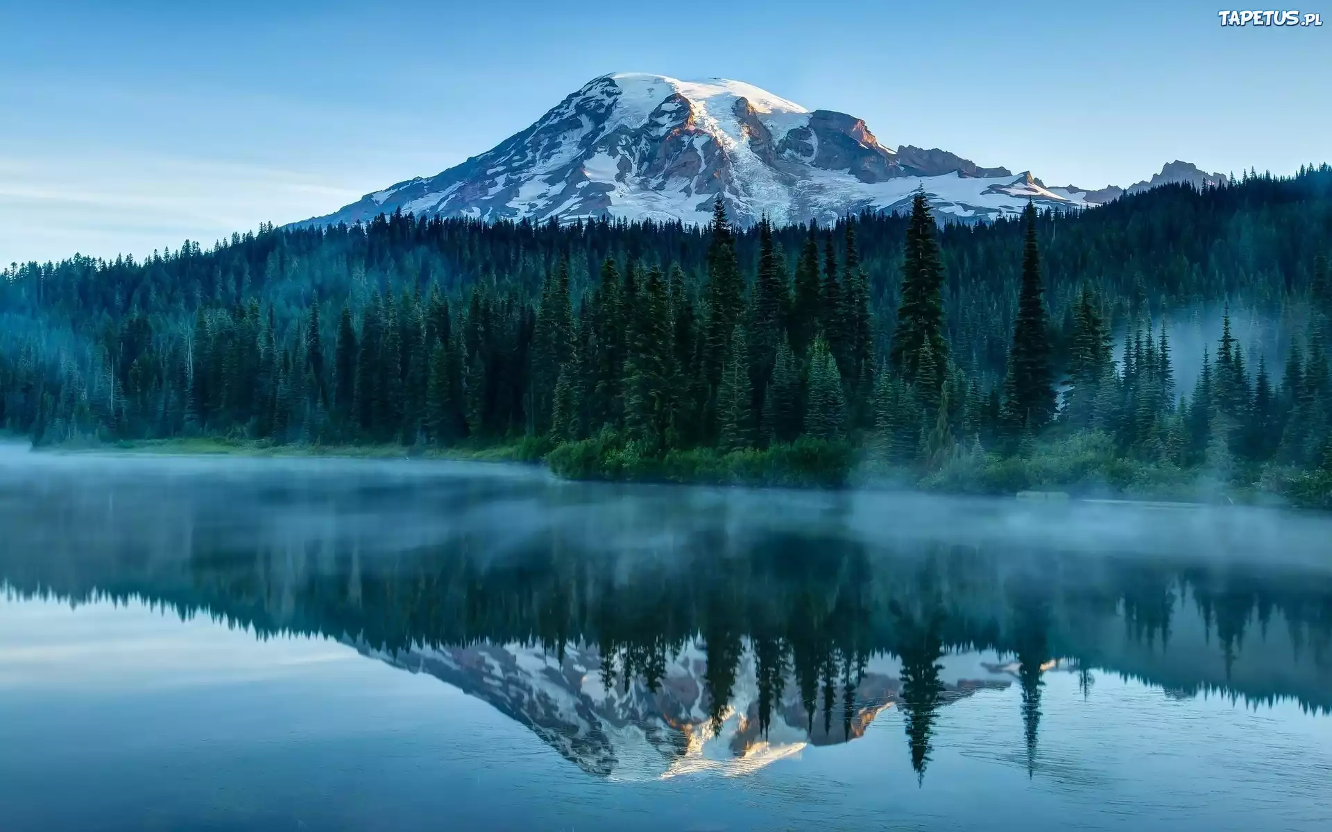 Mount Rainier Reflected in Tipsoo Lake, Washington загрузить