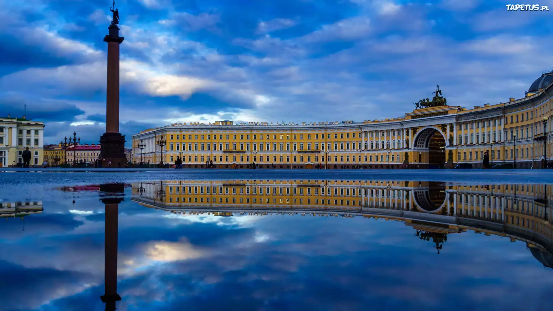 Rosja, Petersburg, Plac, Pomnik, Woda