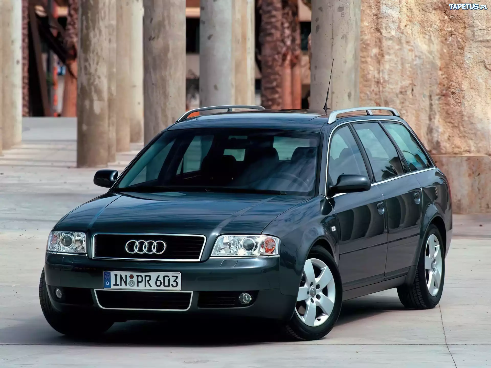 Ауди универсал 2002. Audi a6 c5 универсал. Ауди а6 Авант 2001. Ауди а6 Авант 2001 универсал. Audi a6 2001.