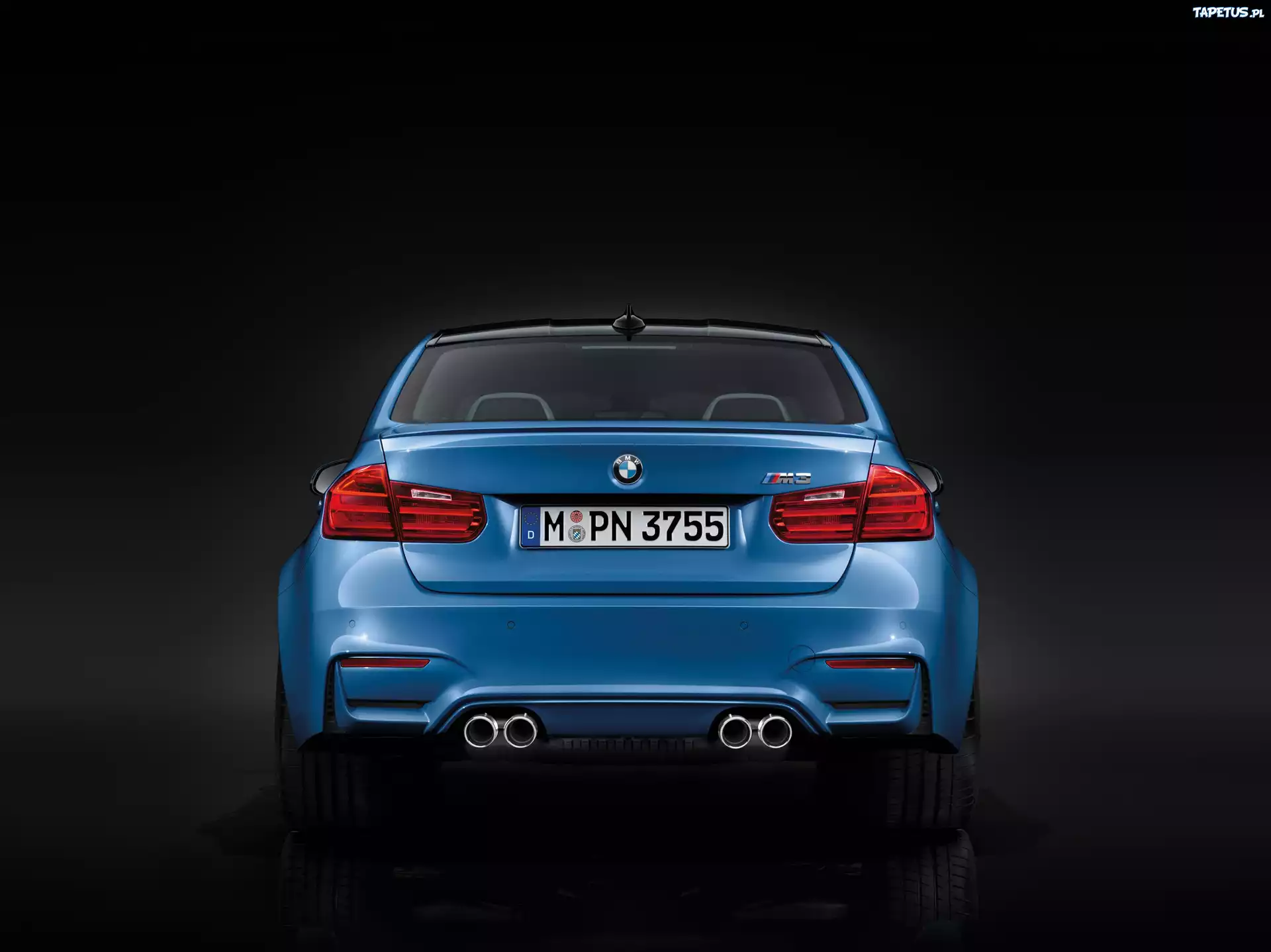 Niebieskie, BMW M3, tył, rury wydechowe