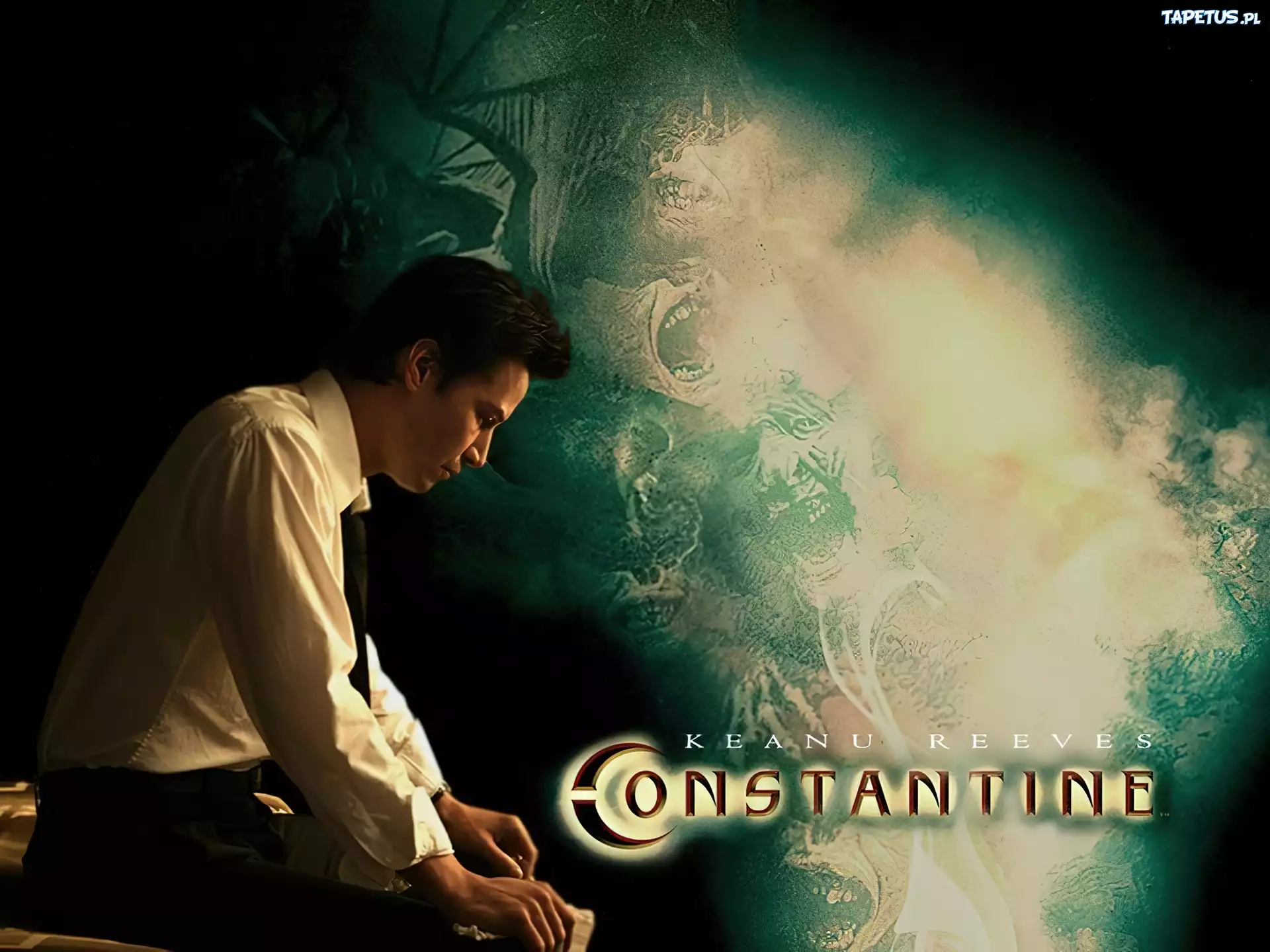 Constantine, Keanu Reeves, siedzi