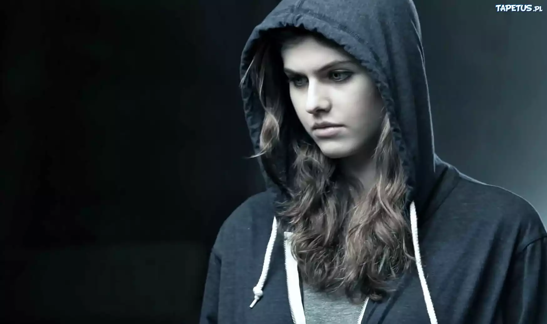 Alexandra, Daddario, Aktorka, Bluza, Z Kapturem
