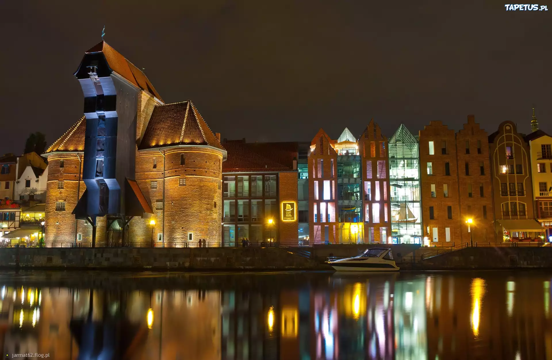 Polska, Gdańsk, Żuraw Gdański, Port, Noc, Zasbytek
