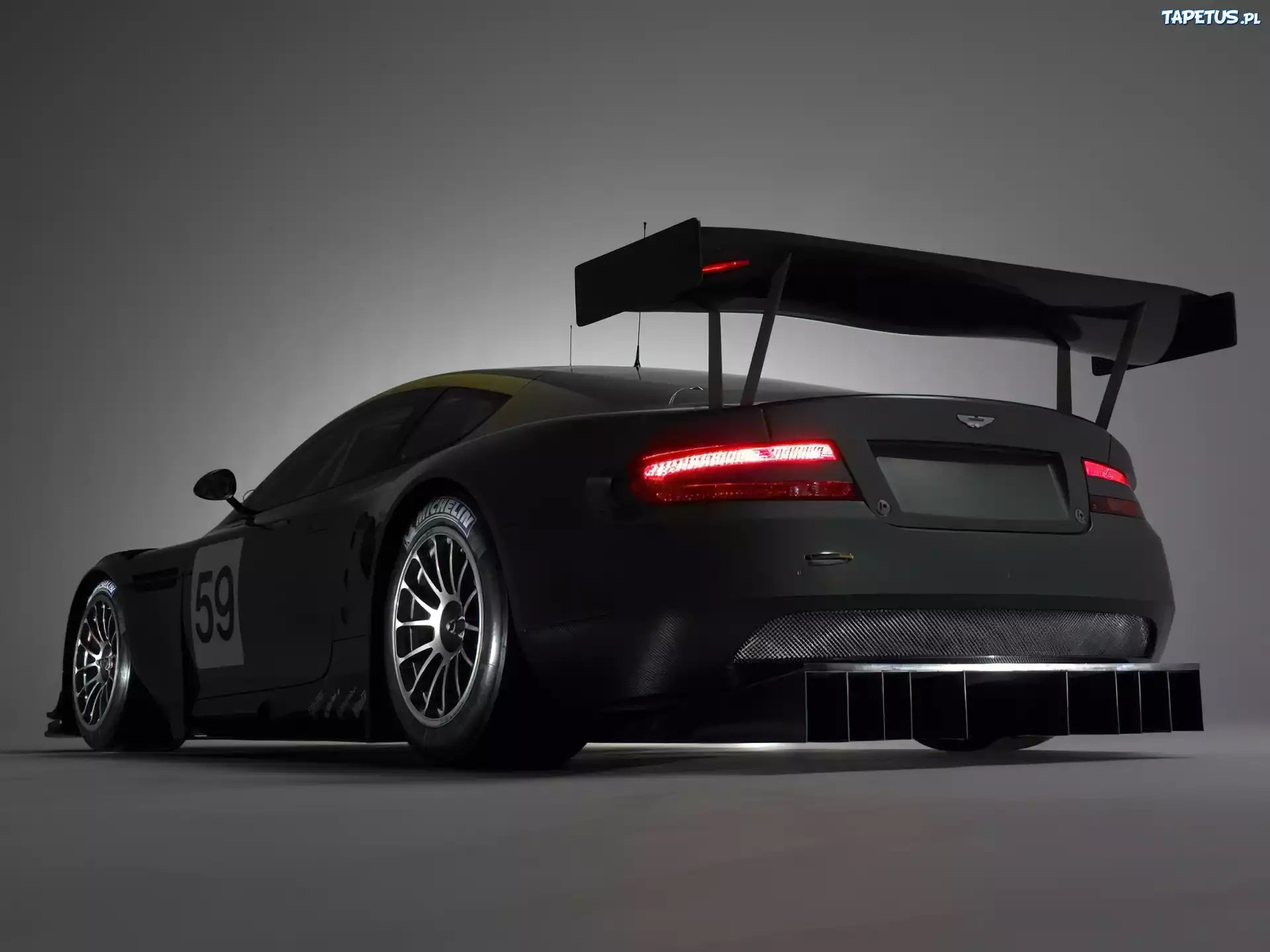 Aston Martin, DB9