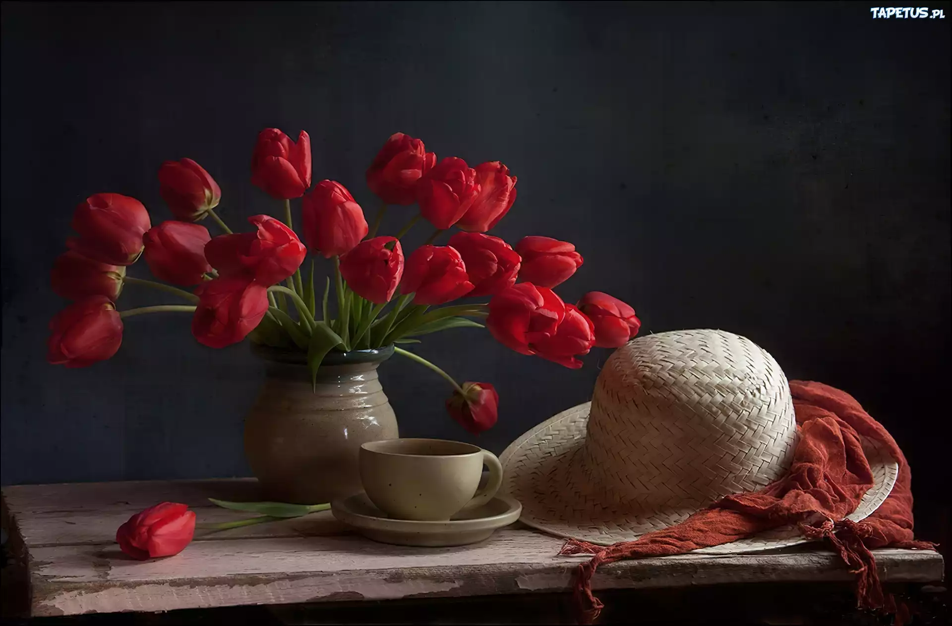 Bukiet, Czerwonych, Tulipanów, Wazon, Filiżanka, Kapelusz