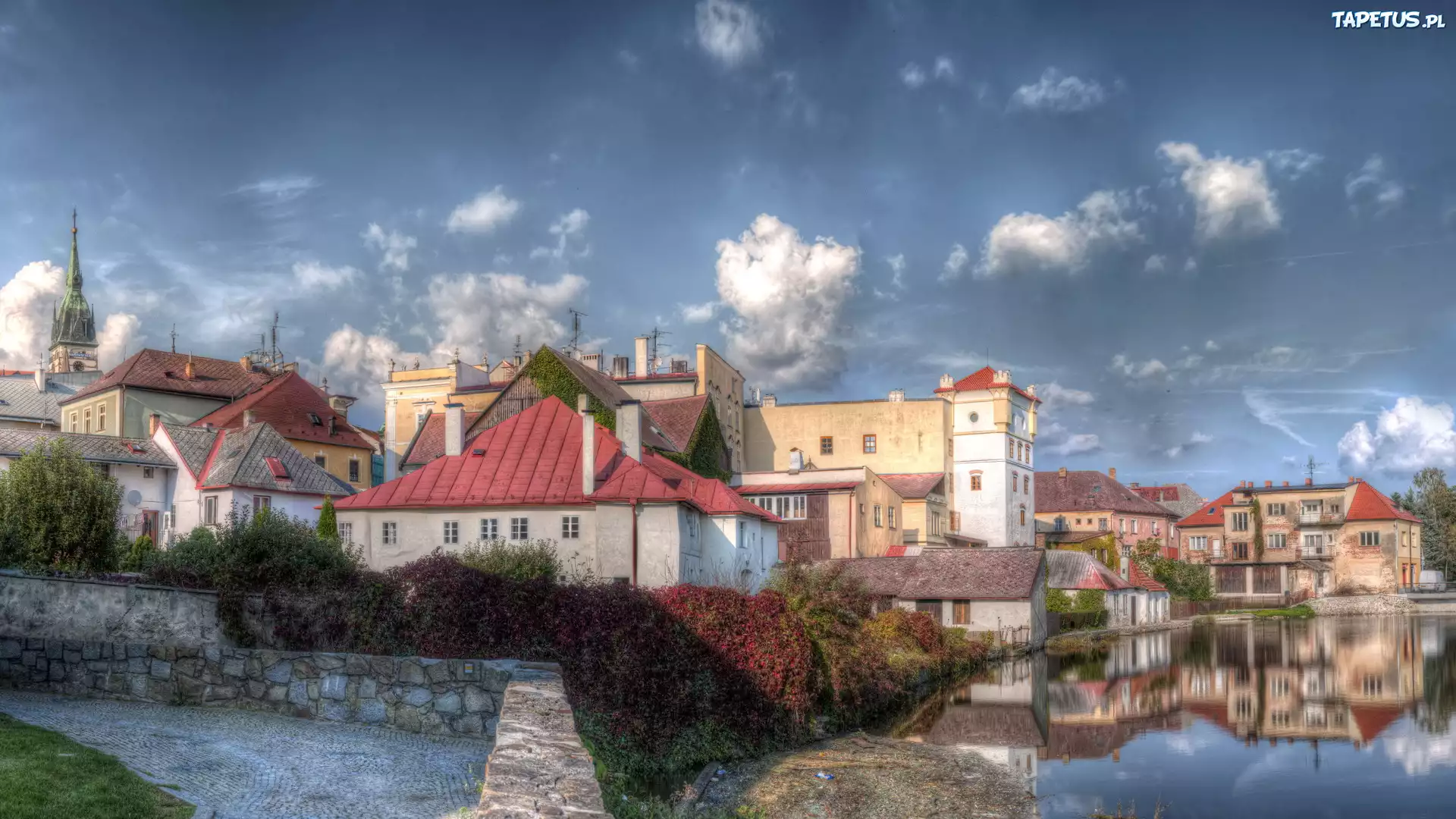 Czechy, Jindrichuv Hradec, Miasto, Domy, Woda