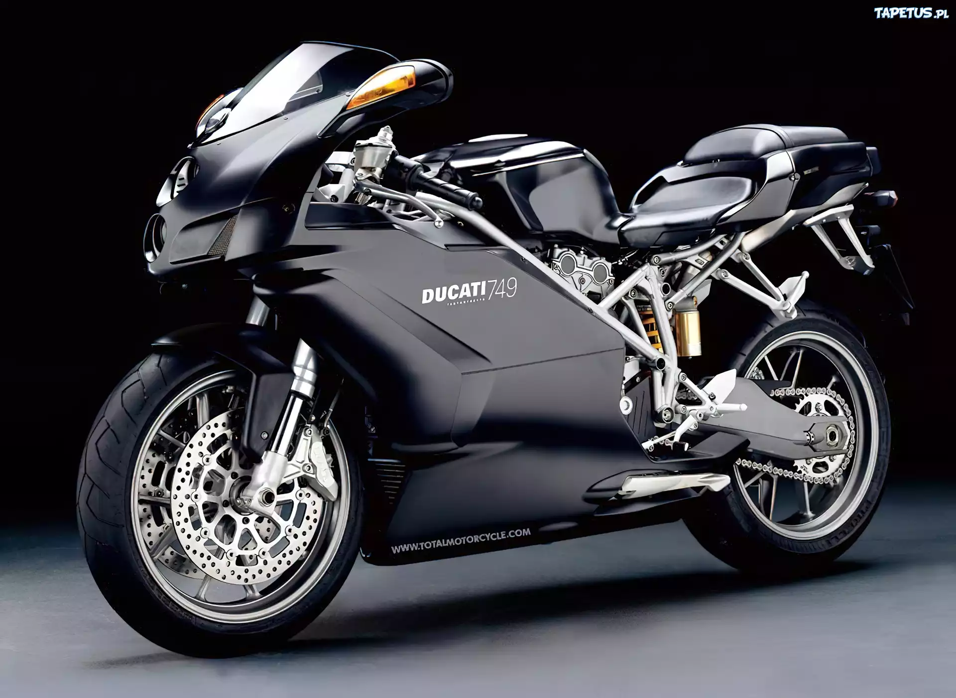 Czarny, Ducati 749R