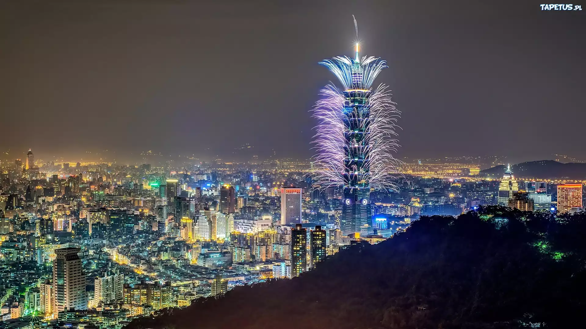 Chiny, Taipei, Miasto, Noc, Drapacz, Chmur, Fajerwerki