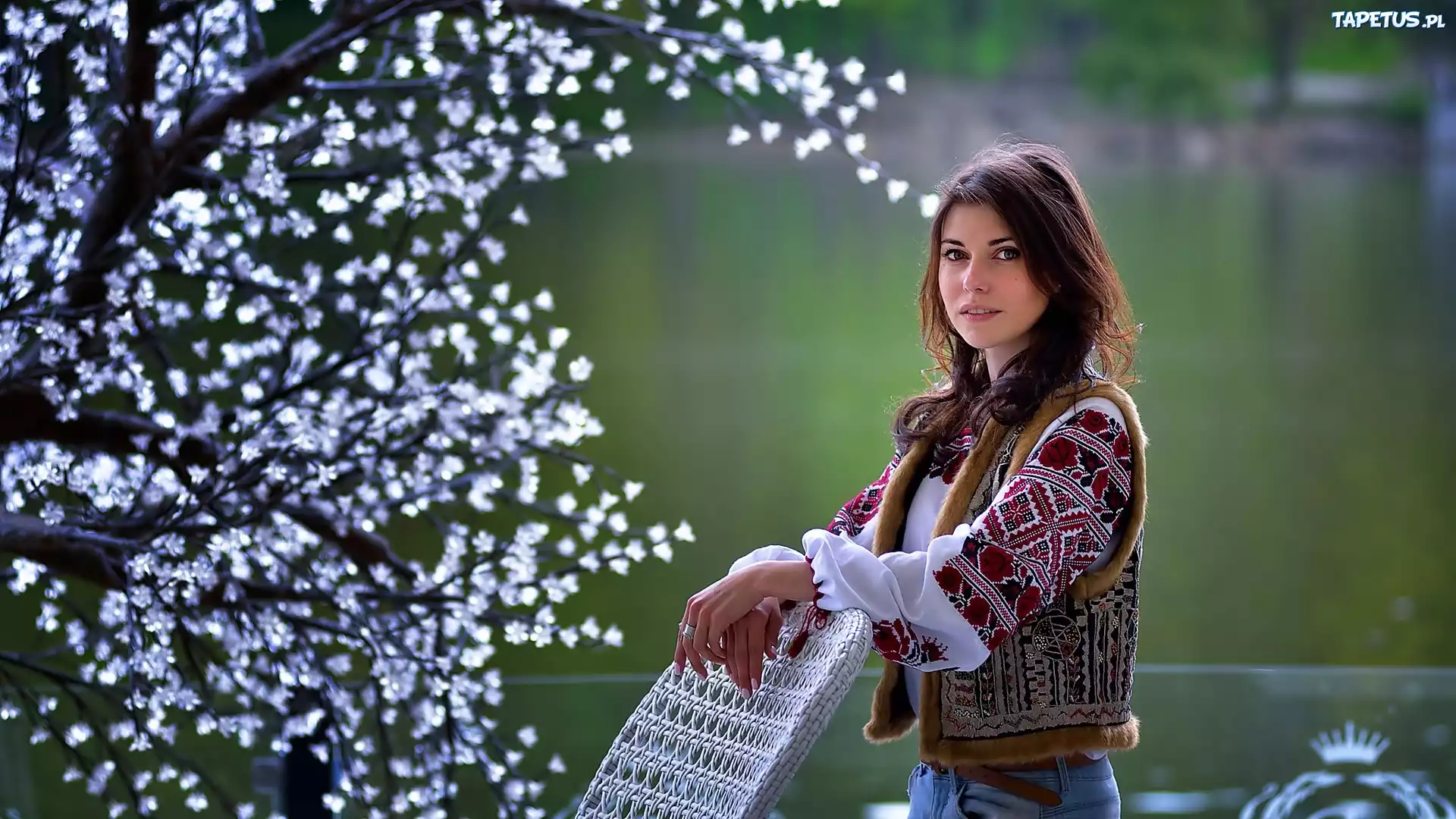 Ukraińska, Modelka, Kwitnące, Drzewo, Wiosna