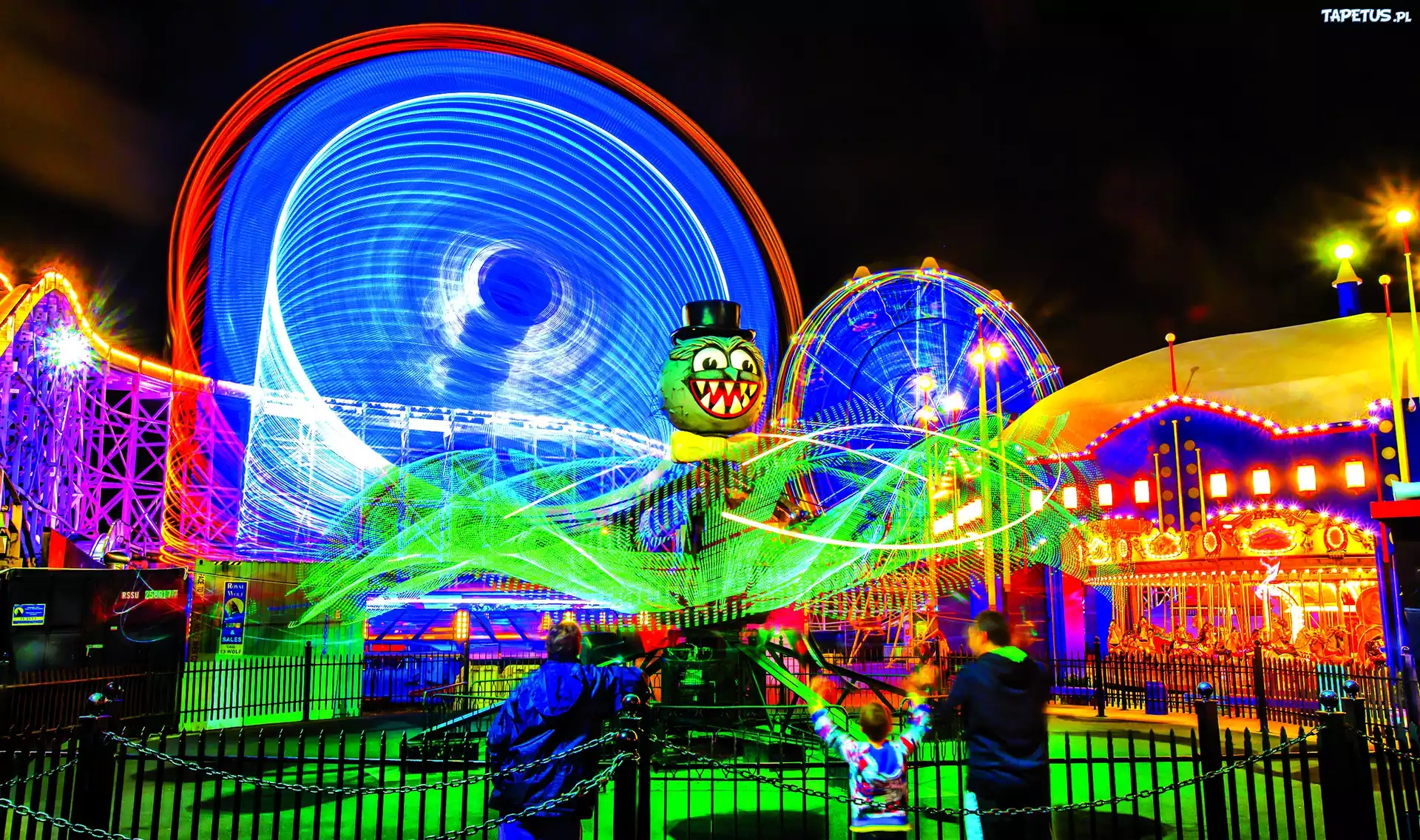 Luna Park, Kolorowe, Wesołe miasteczko