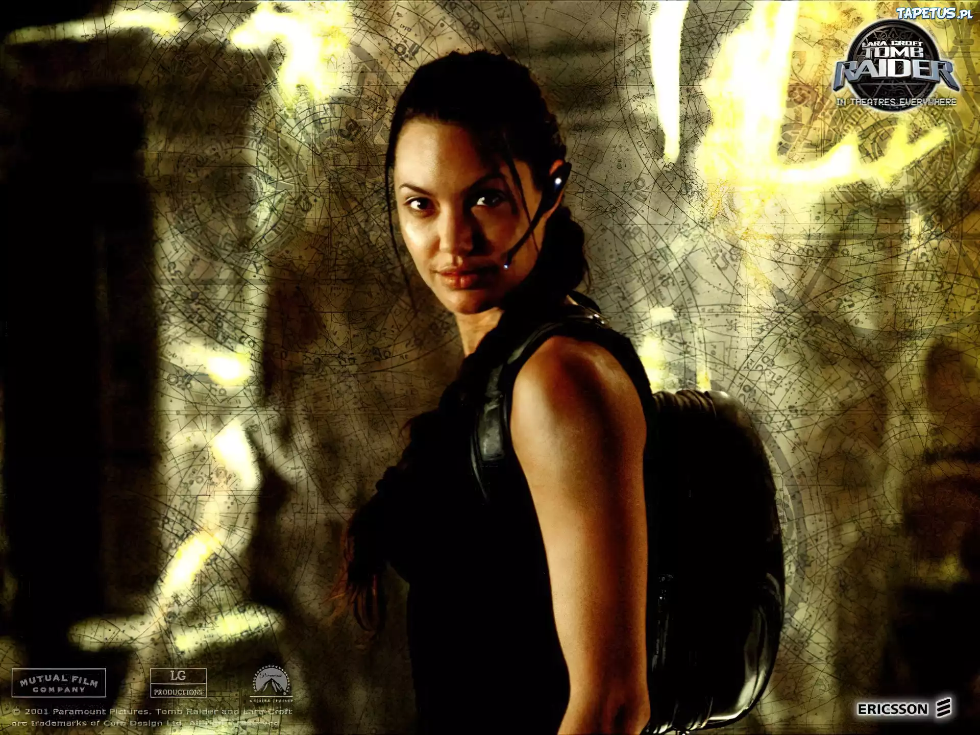 Angelina Jolie, plecak