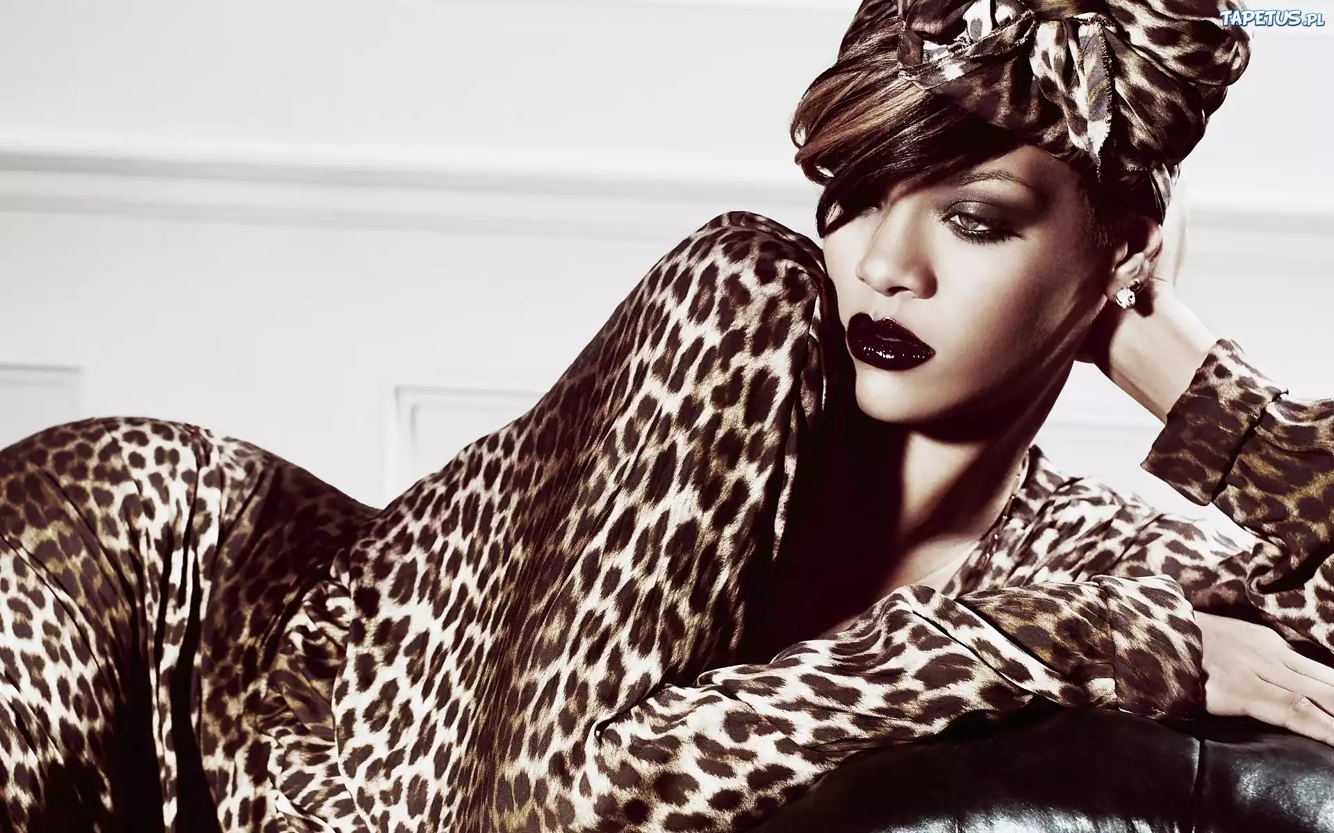 Robyn Rihanna Fenty, Rihanna, Makijaż