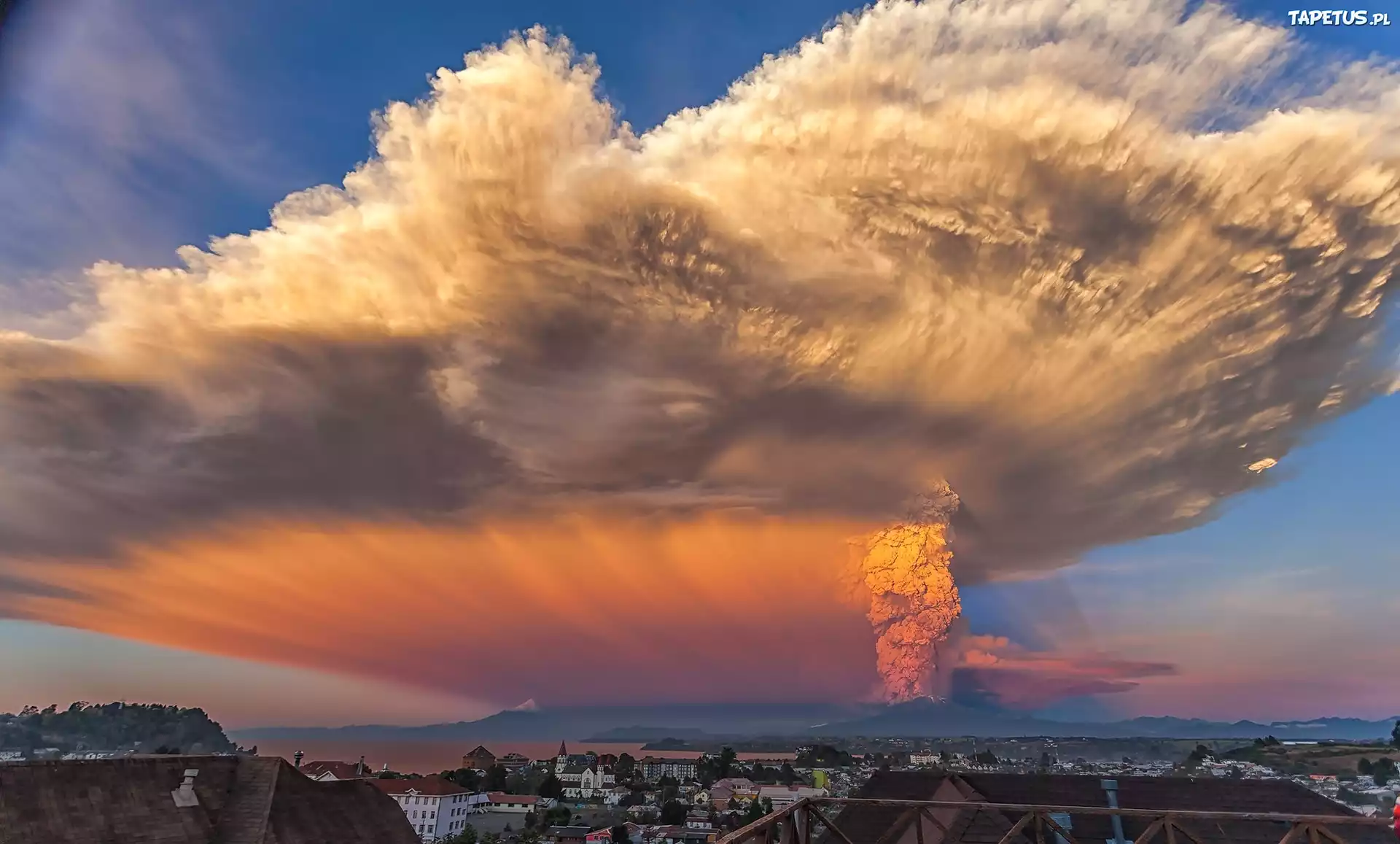 Wulkan, Erupcja,Dym, Miasto