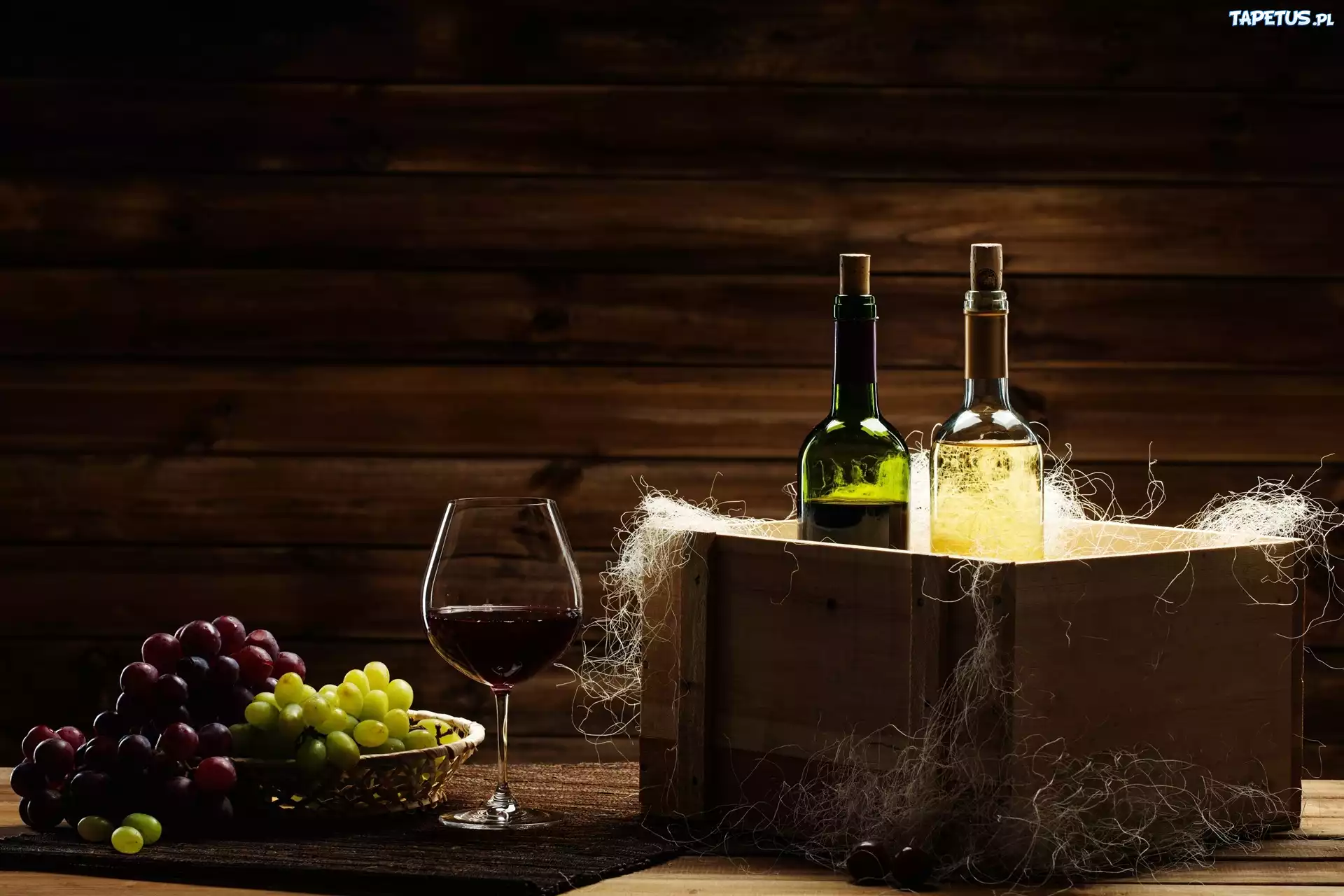 Skrzynka, Wino, Kieliszek, Winogrona