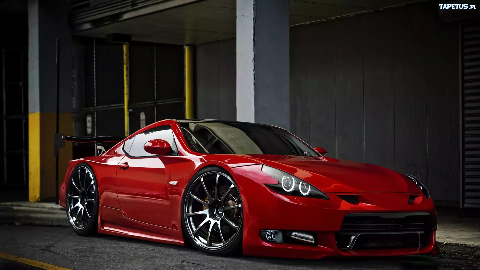 Nissan 370Z, Czerwony