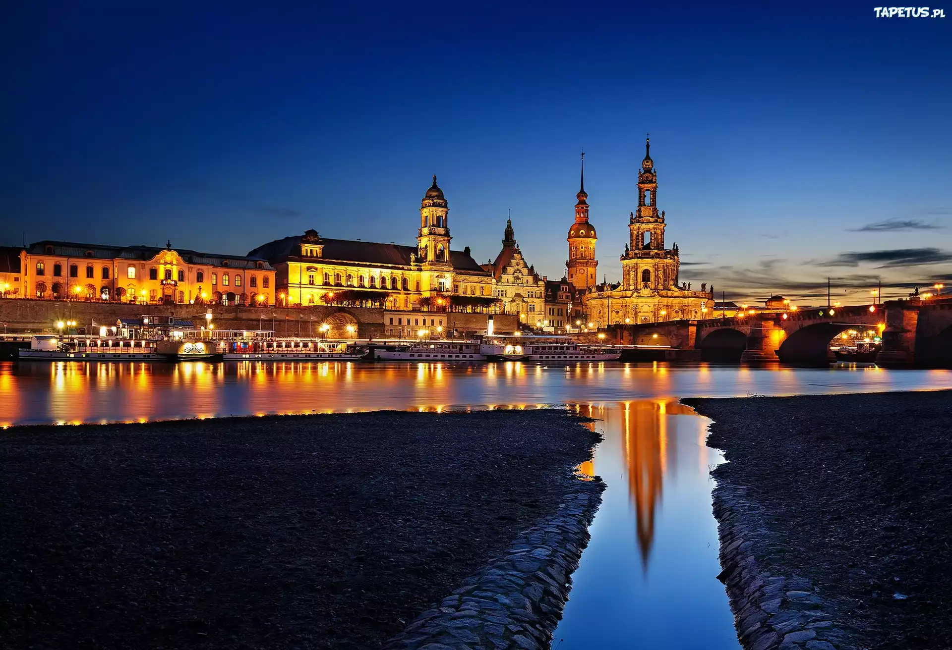 Dresden, Miasto nocą