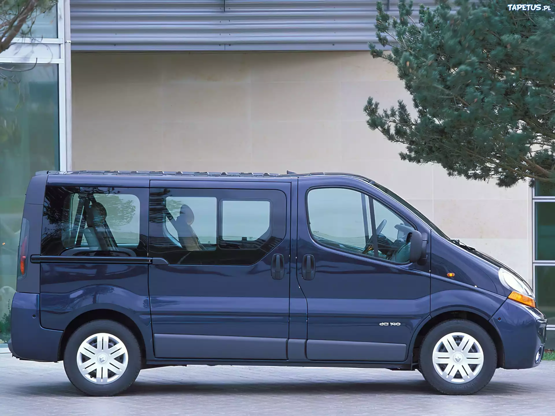 Renault Trafic, Niebieski