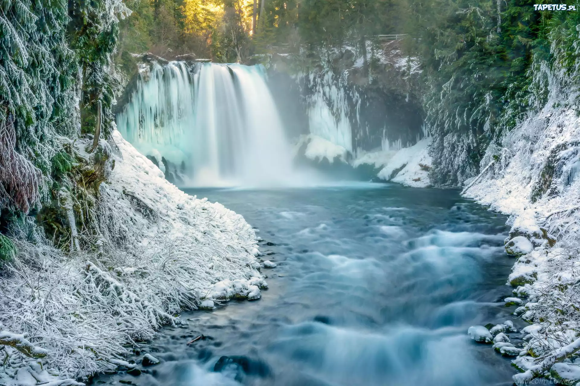 Зима фото водопад. Венсенский лес водопад. Замерзший водопад Abiqua, Орегон США. Иматра водопад зима. Водопад Банг ПЭ.