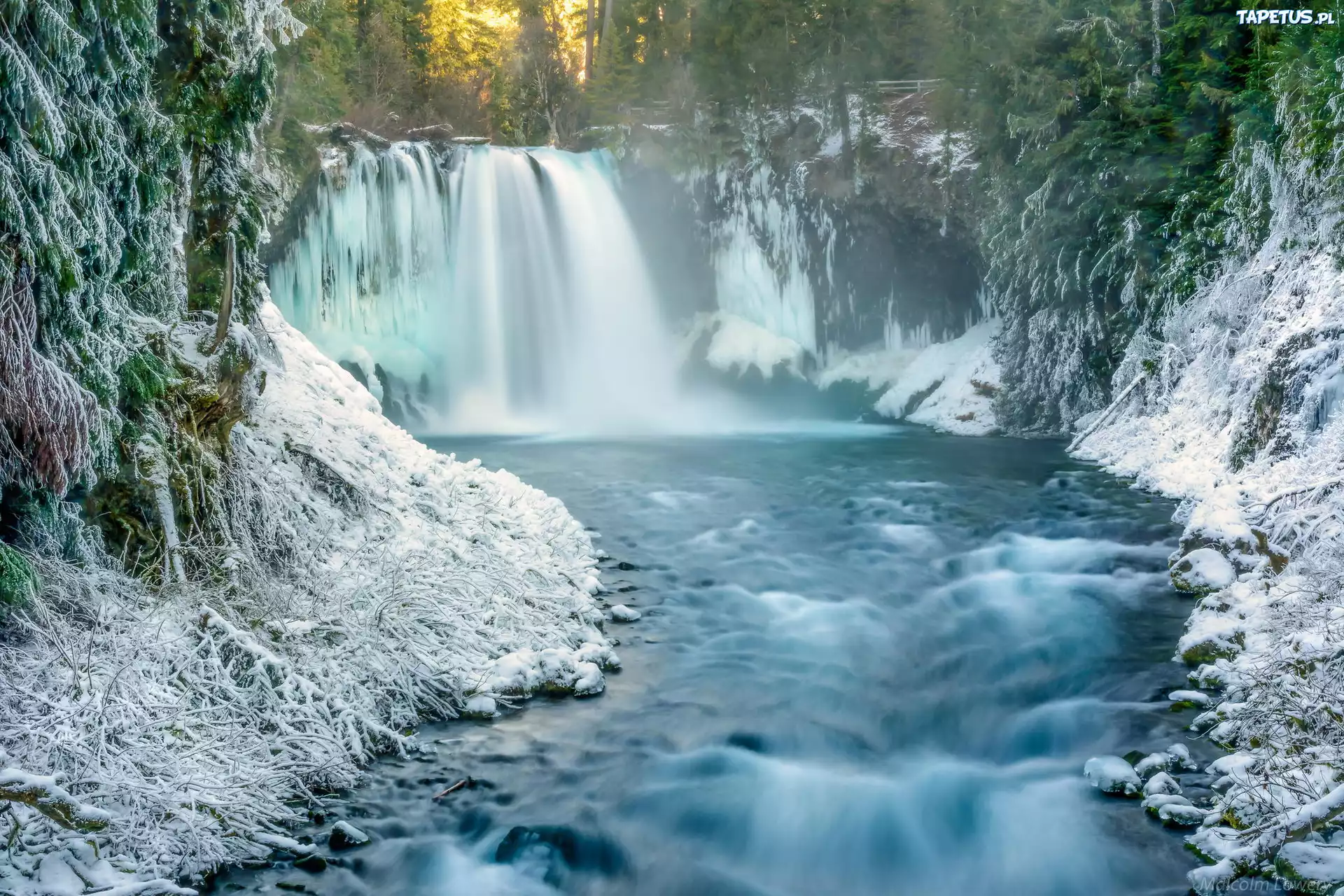 Зима фото водопад