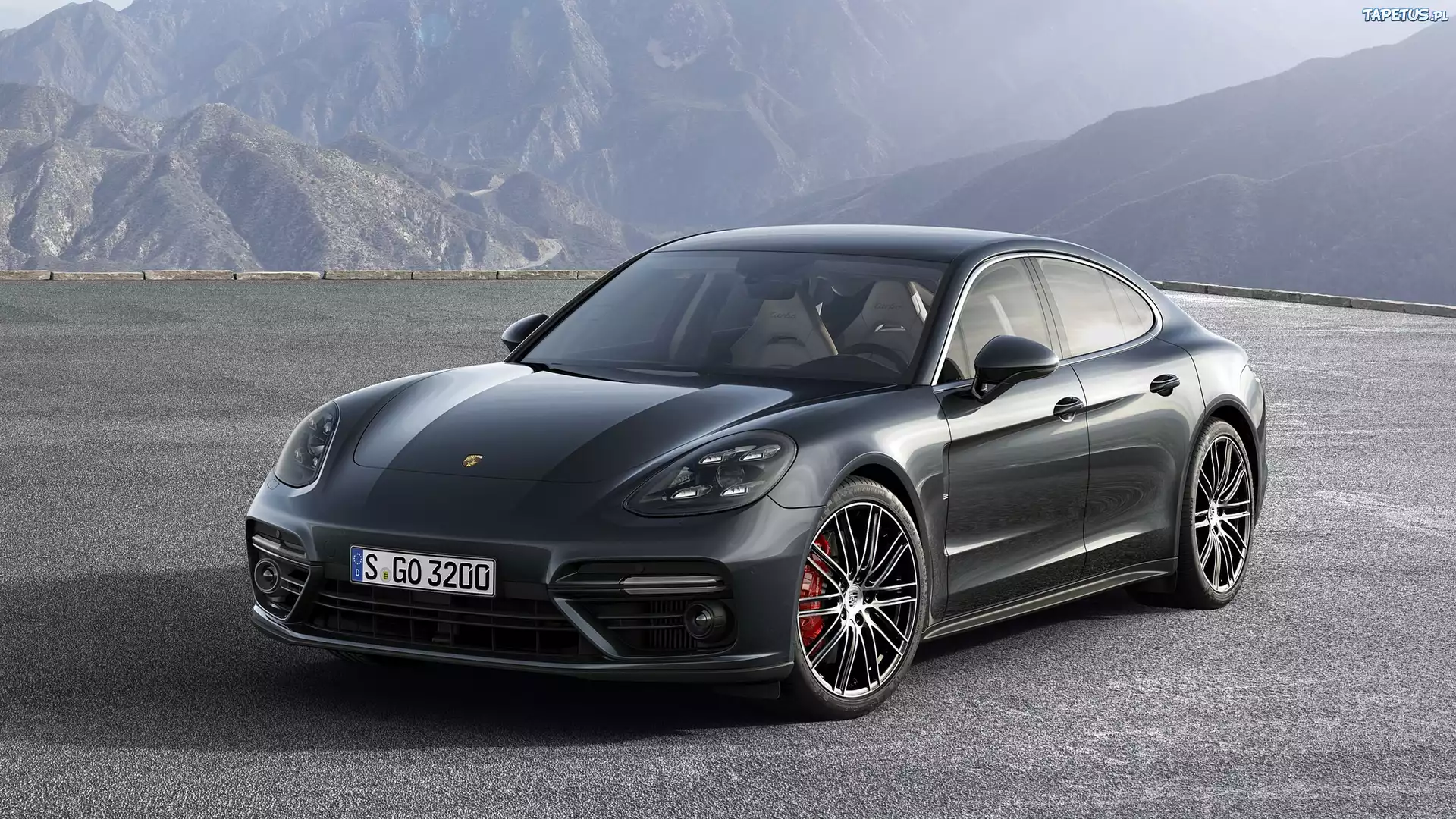 Porsche Panamera Hatchback III, 2016