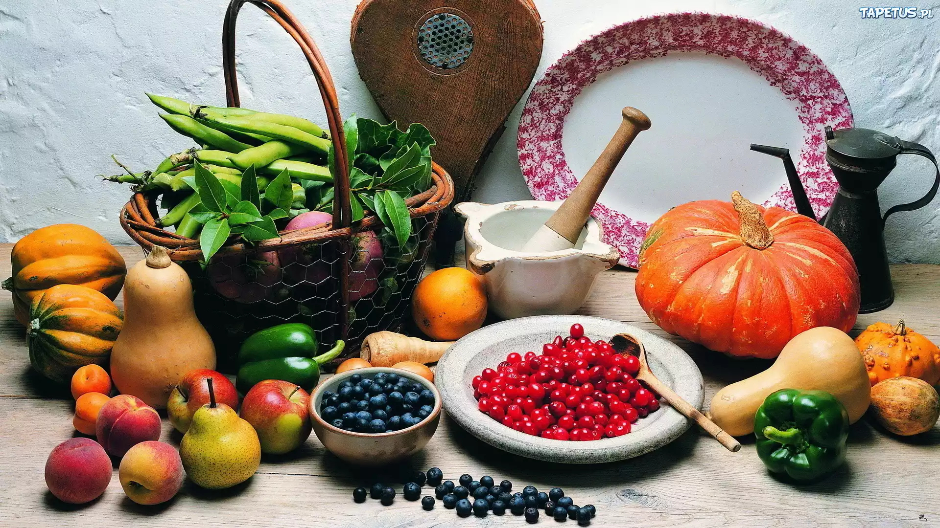 Warzywa i owoce, Kompozycja, Śliwka, Papryka, Jabłka, Dynia, Borówki, Moździerz