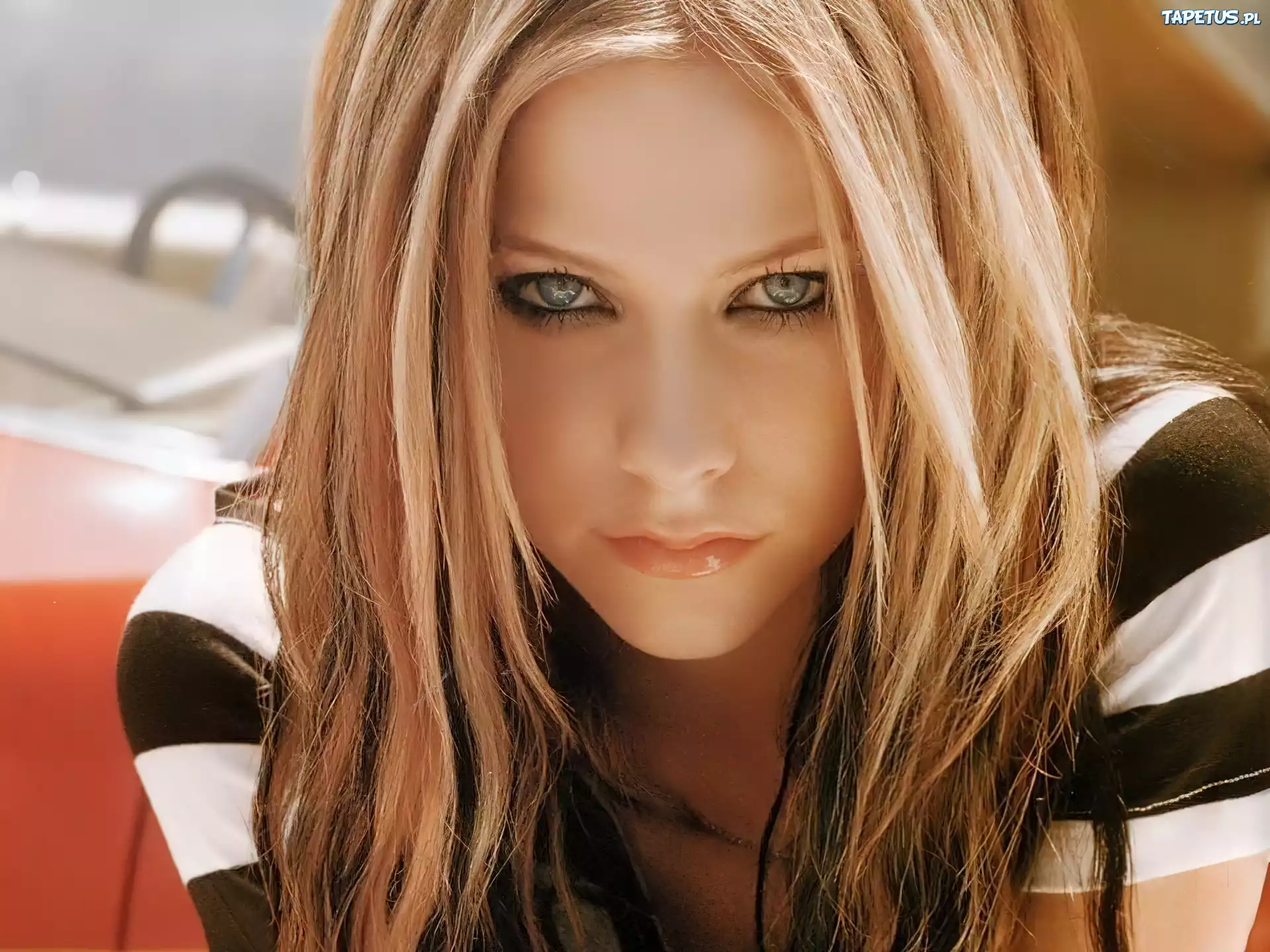 Avril Lavigne, Zielone, Oczy