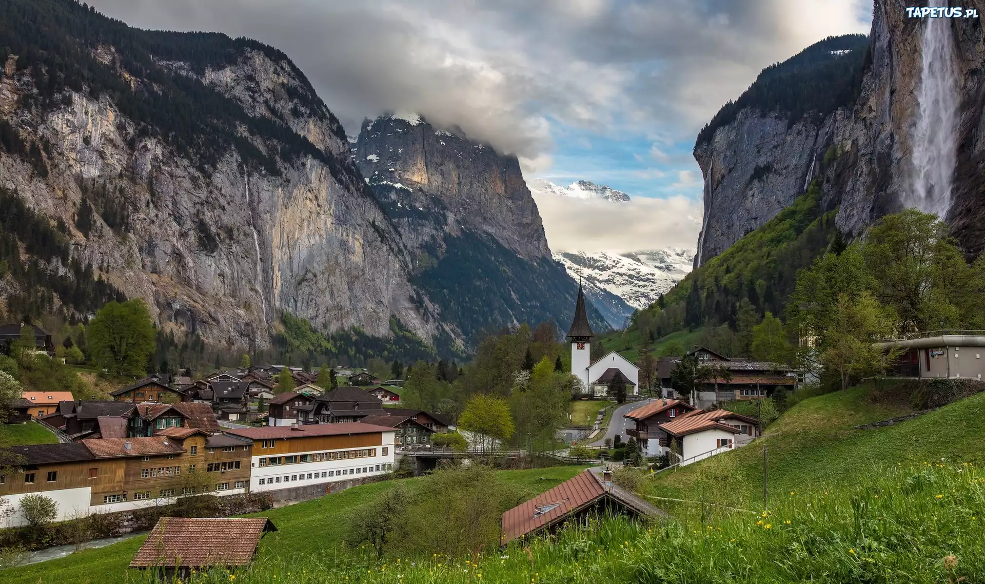Góry, Domy, Szwajcaria, Kanton Berno, Miejscowość Lauterbrunnen