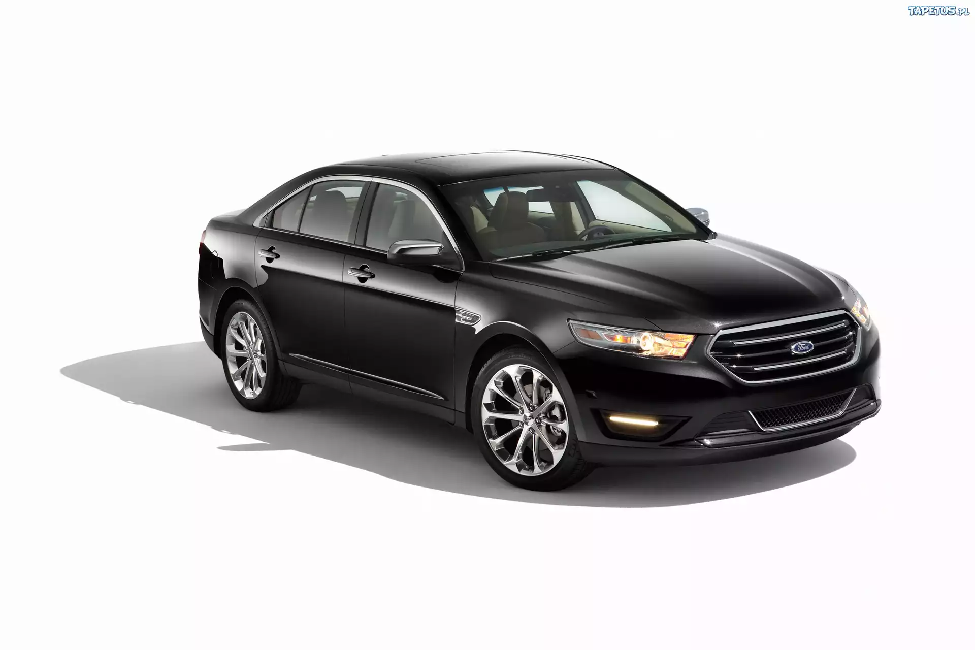 czarny, Ford Taurus