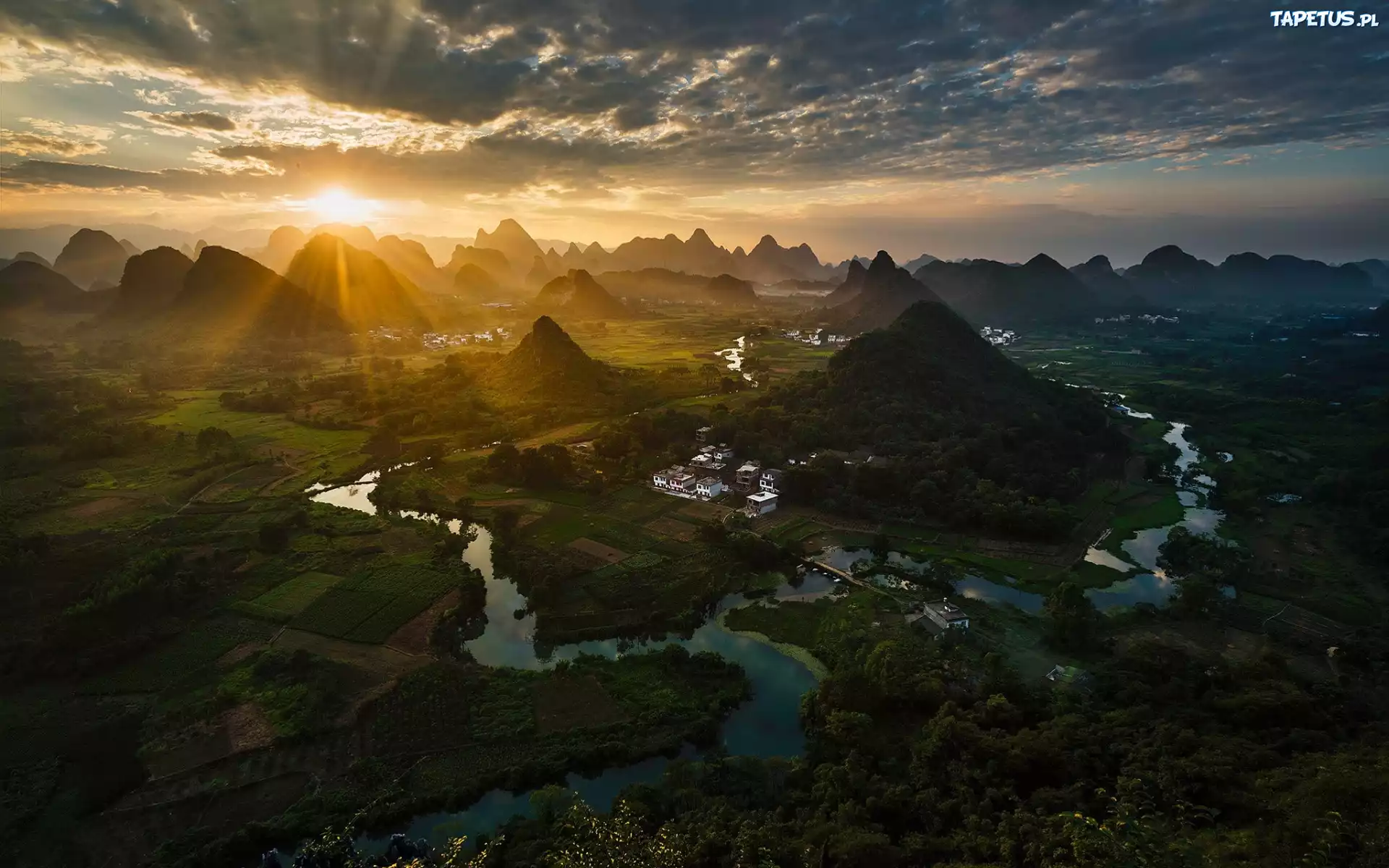 Chiny, Region Kuangsi, Rzeka Gui Jiang, Li River, Promienie s?o?ca, G?ry Maoer Shan