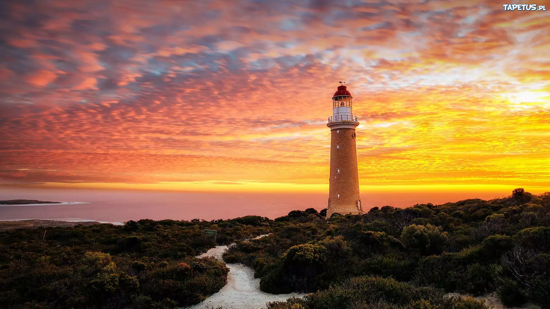Morze, Wybrzeże, Latarnia morska, Cape du Couedic Lighthouse, Chmury, Zachód słońca, Australia