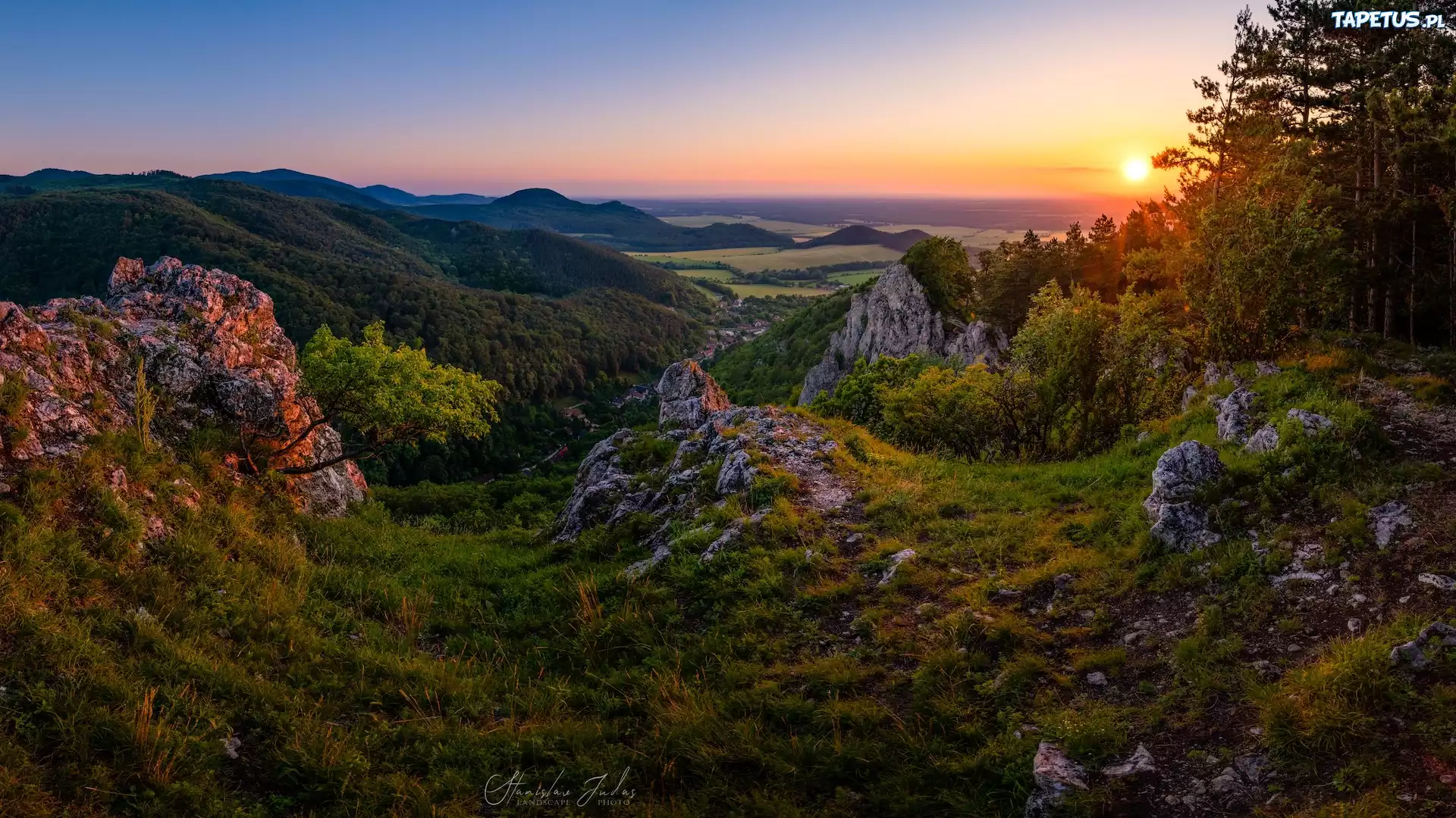 Słowacja, Góry, Zachód słońca, Skały, Drzewa