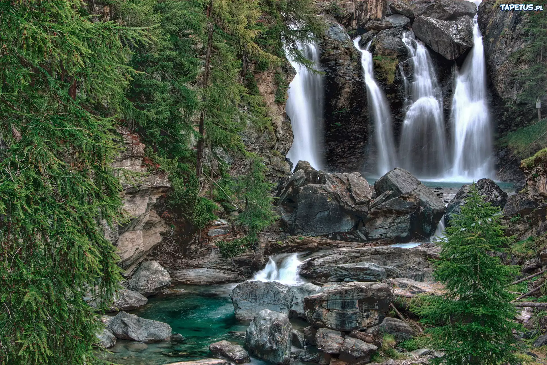 Skała, Wodospad, Park Narodowy Gran Paradiso, Dolina Aosty, Włochy