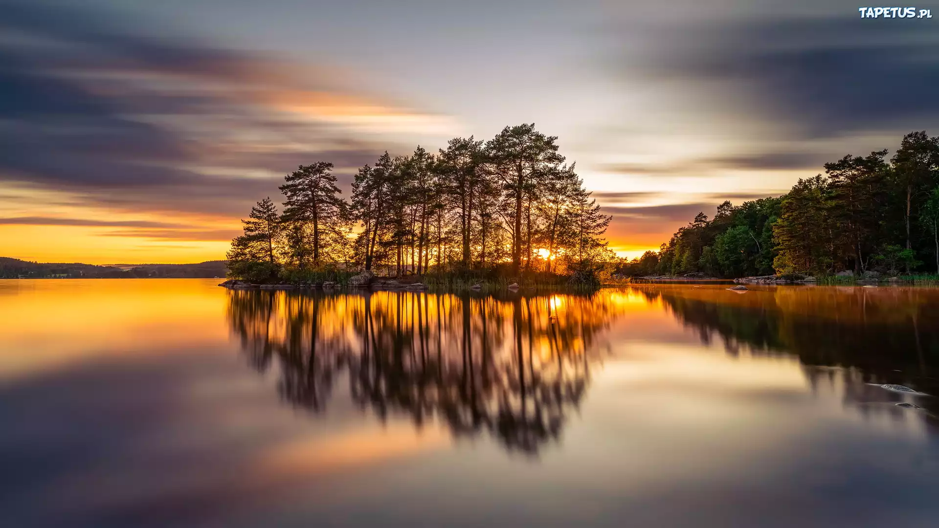 Drzewa, Jezioro, Zachód słońca, Tjarstad, Szwecja