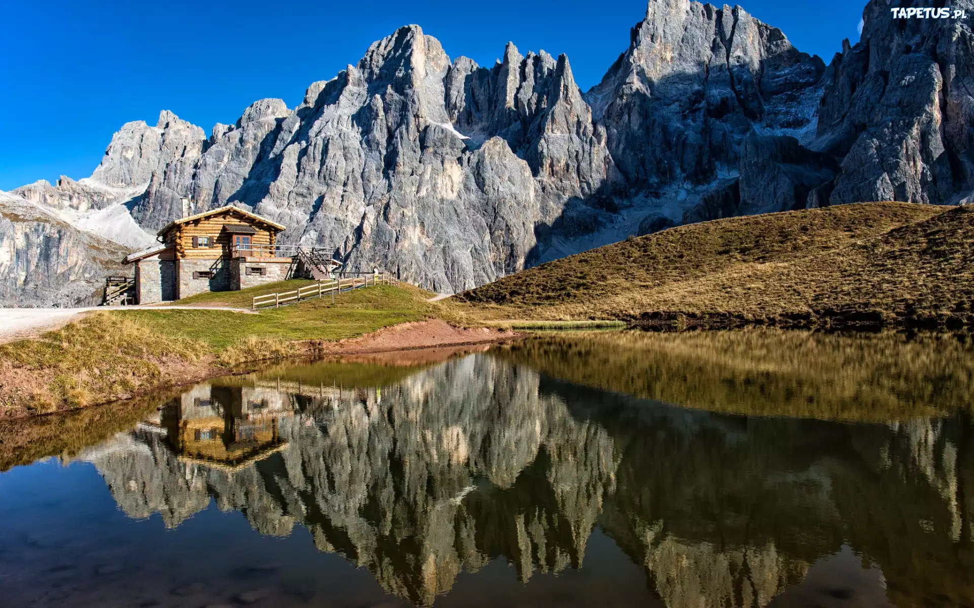 Włochy, Południowy Tyrol, Góry, Dolomity, Skały, Jezioro, Odbicie, Dom