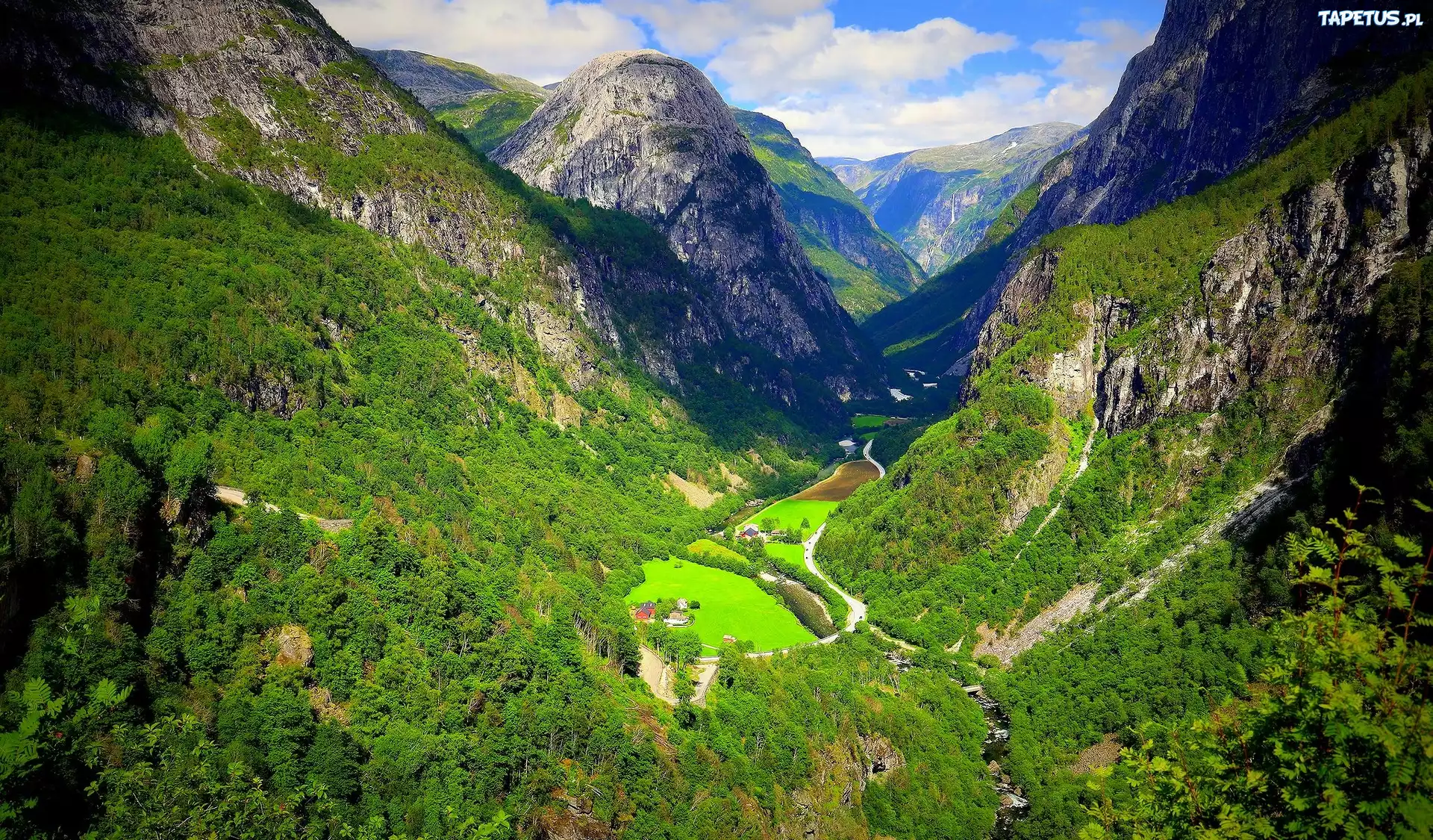 Góry, Dolina Naeroydalen, Szczyt Jordalsnuten, Norwegia